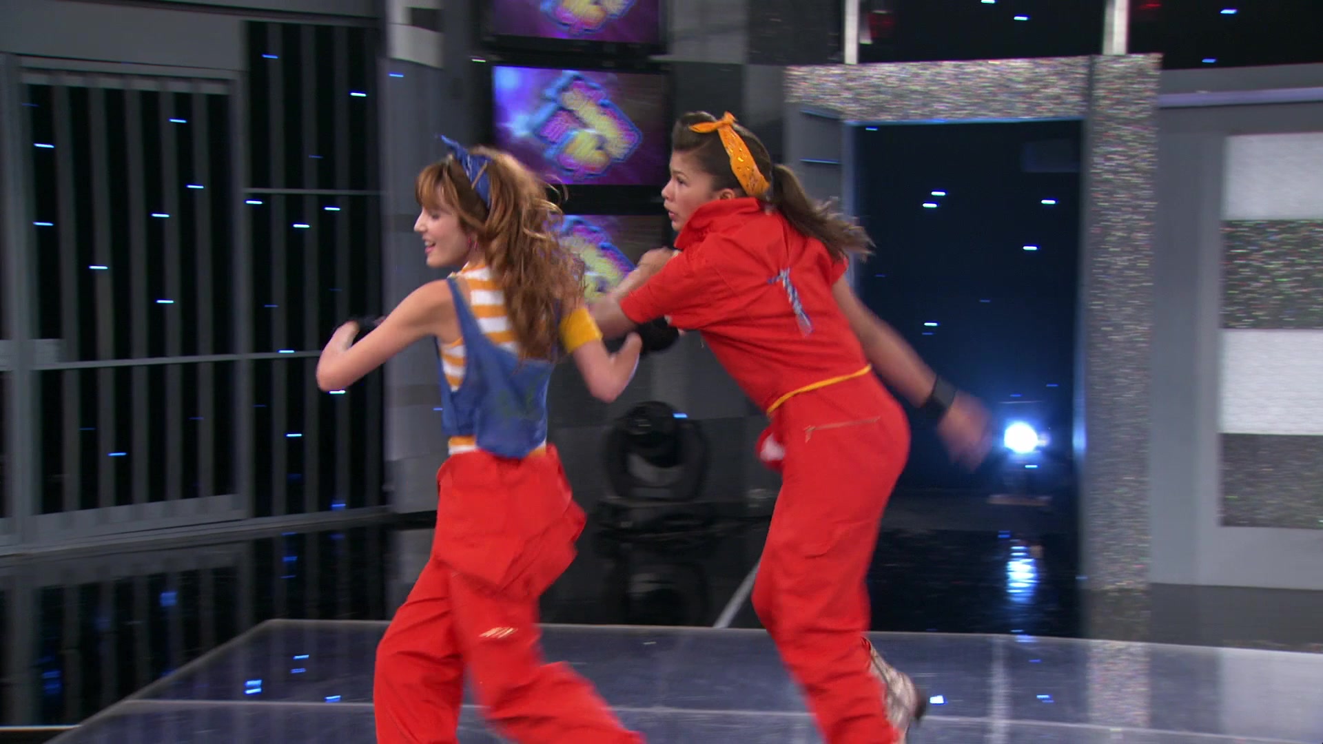 Shake_It_Up_S01E07_1080p_BTD_000339.jpg Shake_It_Up_S01E07_1080p_BTD_000339.jpg
