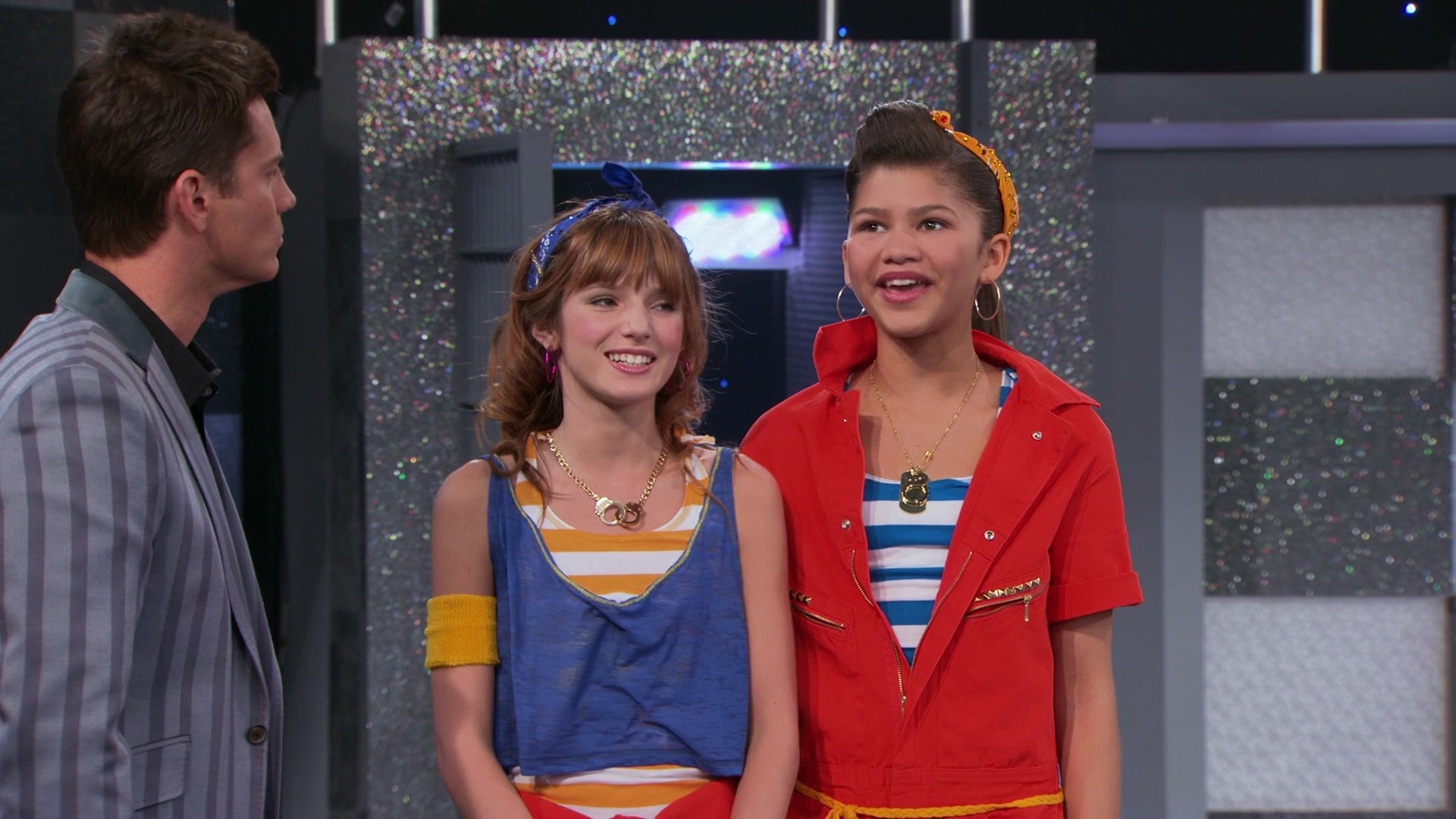 Shake_It_Up_S01E07_1080p_BTD_000356.jpg