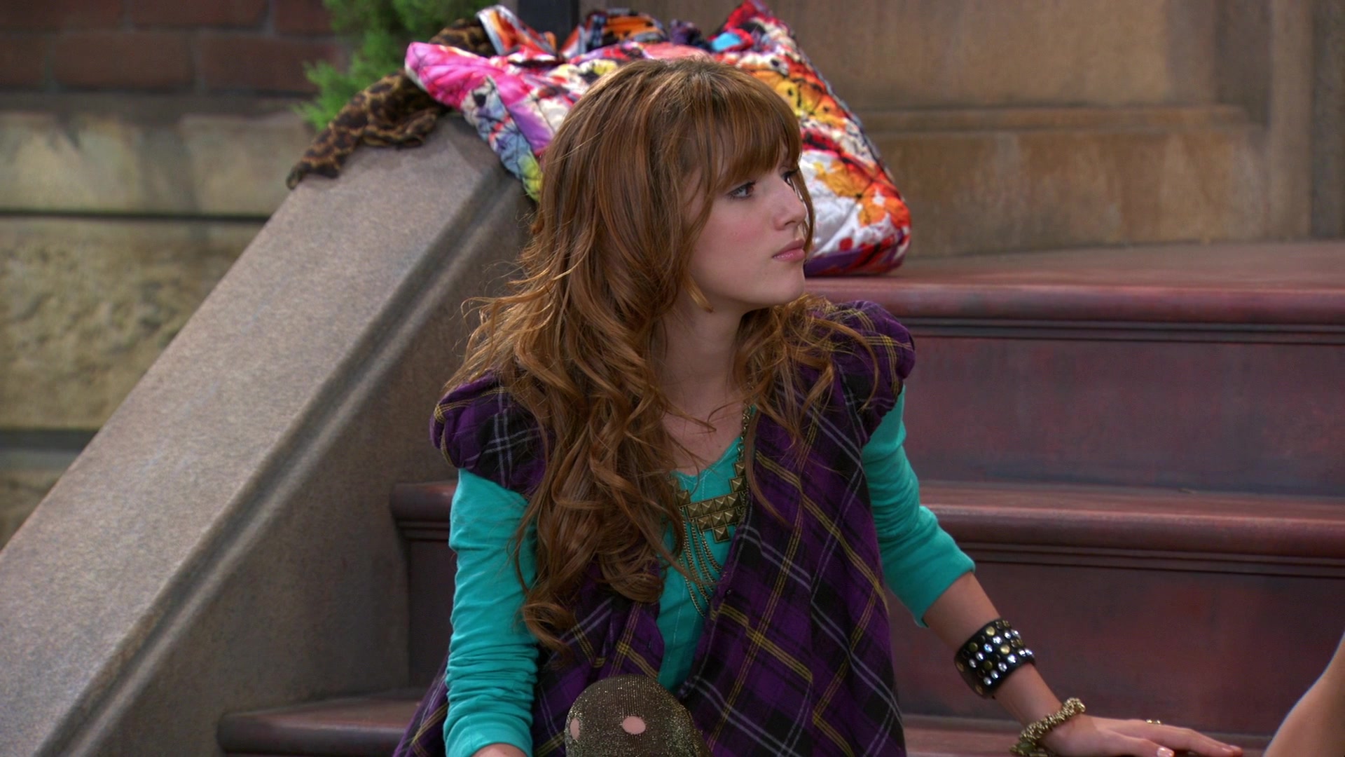Shake_It_Up_S01E07_1080p_BTD_000579.jpg Shake_It_Up_S01E07_1080p_BTD_000579.jpg