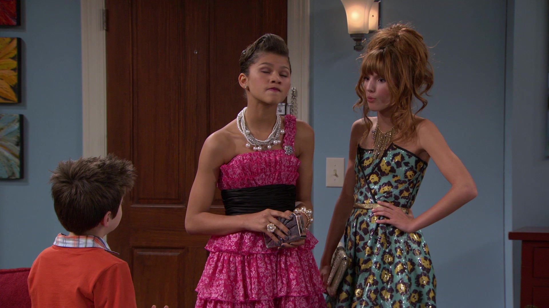 Shake_It_Up_S01E07_1080p_BTD_001243.jpg