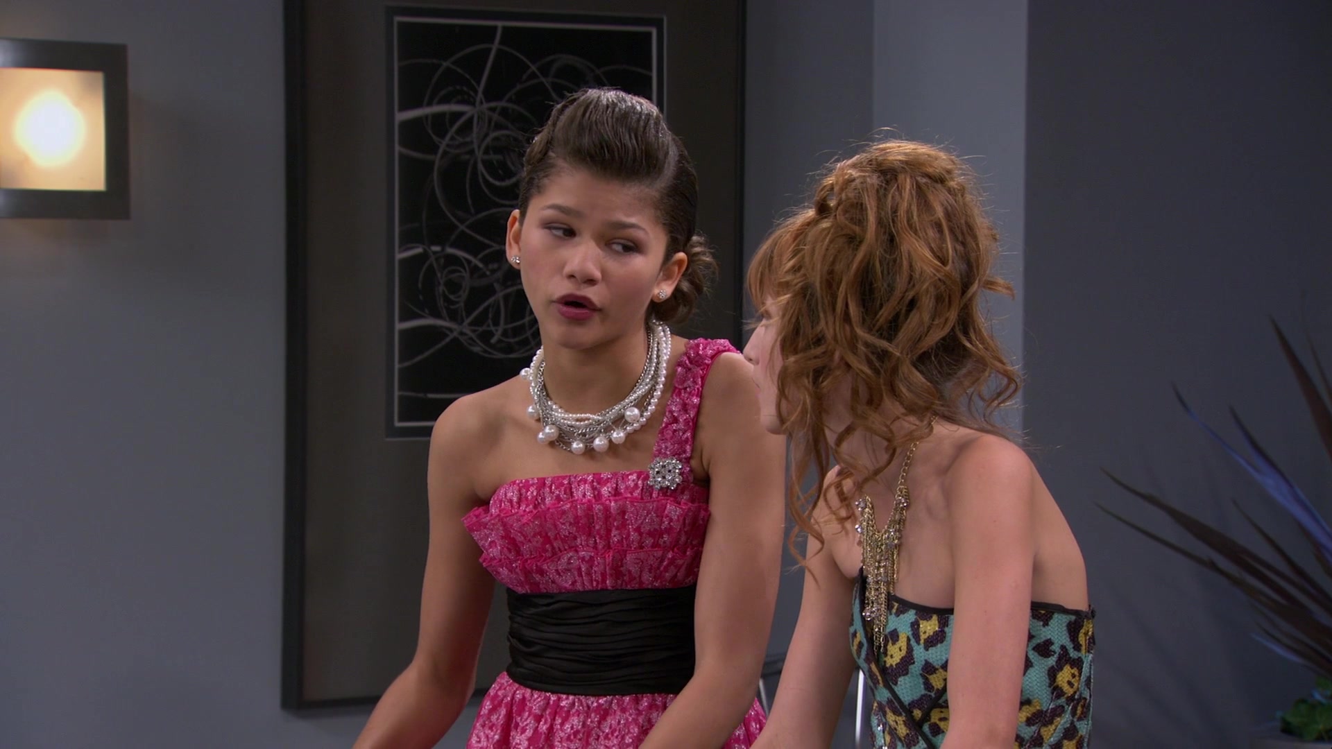 Shake_It_Up_S01E07_1080p_BTD_001409.jpg Shake_It_Up_S01E07_1080p_BTD_001409.jpg
