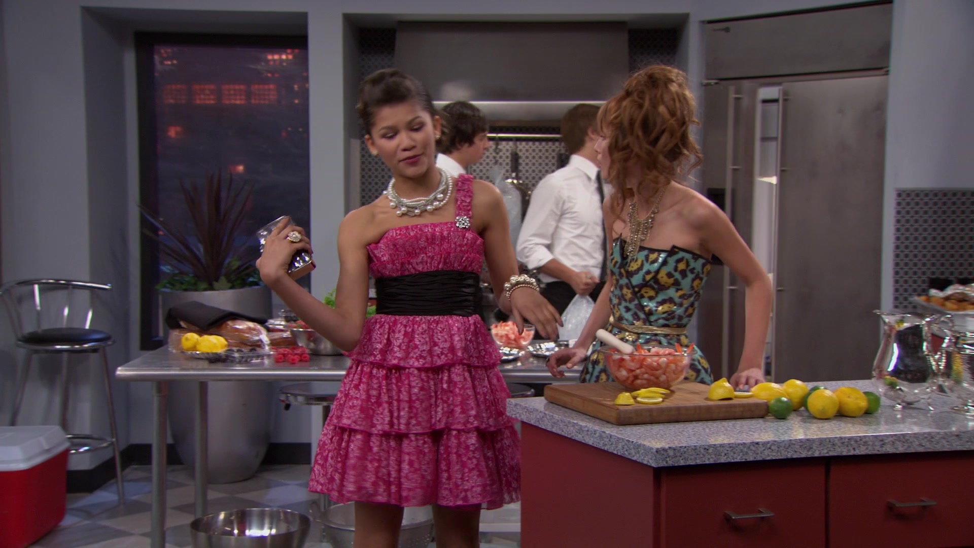 Shake_It_Up_S01E07_1080p_BTD_001498.jpg Shake_It_Up_S01E07_1080p_BTD_001498.jpg