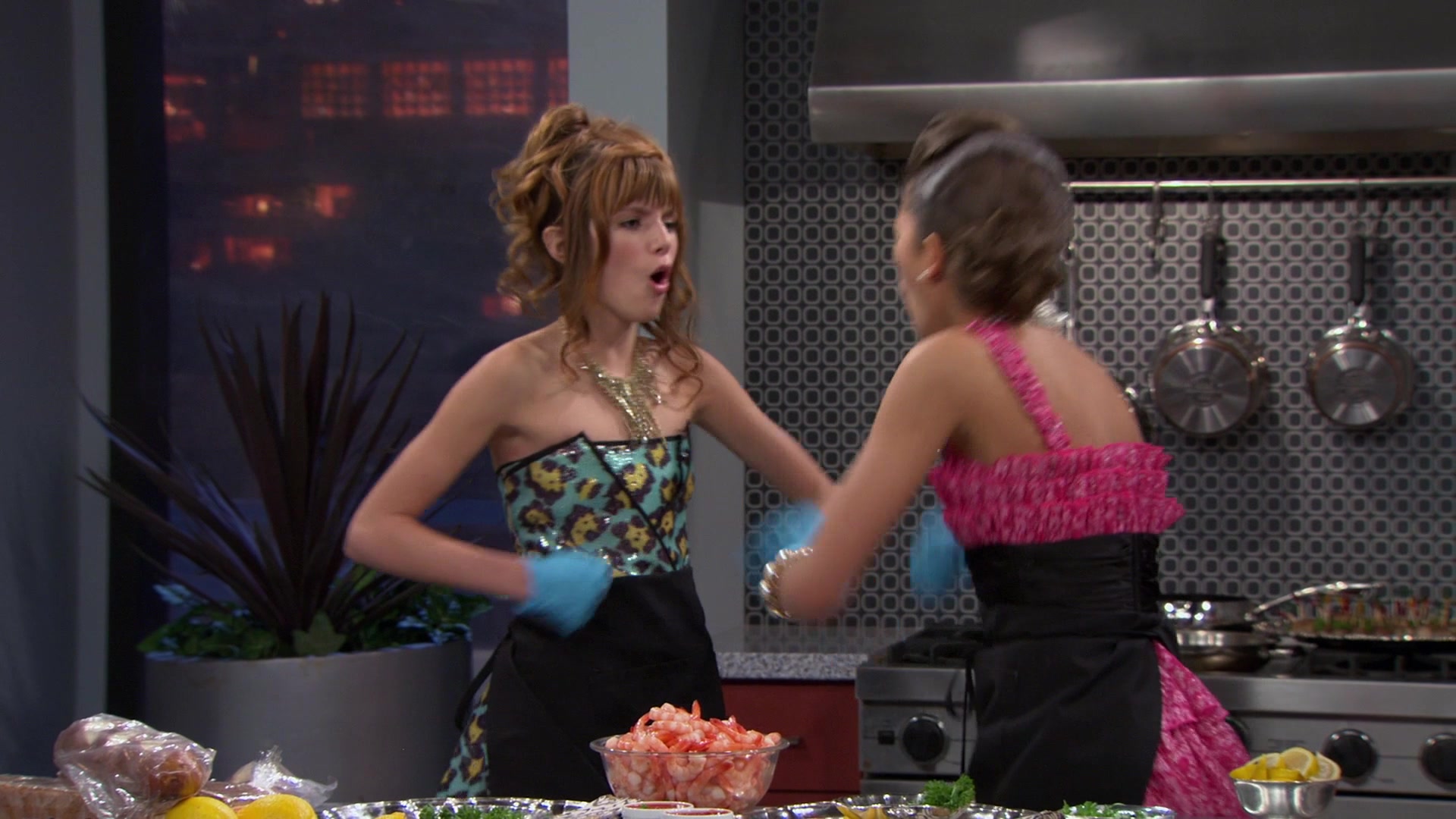 Shake_It_Up_S01E07_1080p_BTD_001630.jpg Shake_It_Up_S01E07_1080p_BTD_001630.jpg