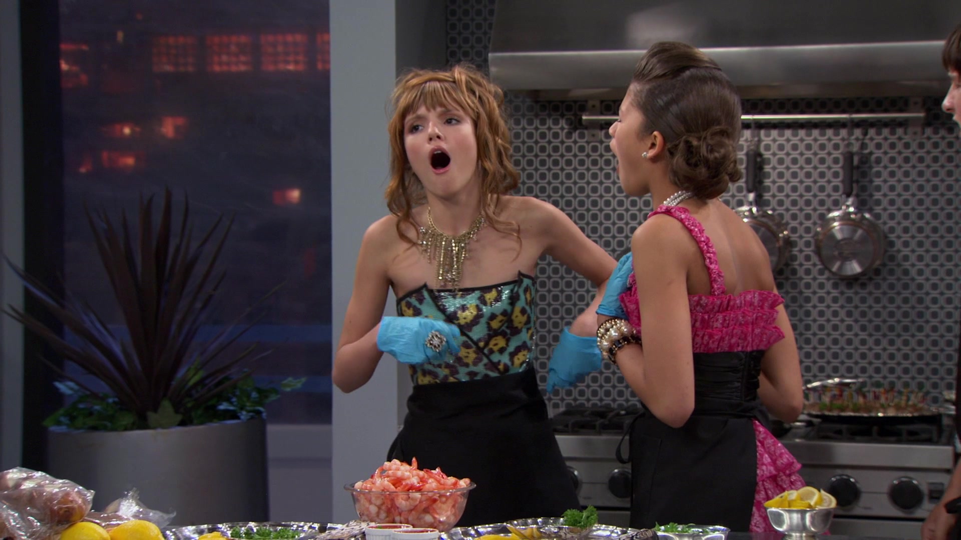 Shake_It_Up_S01E07_1080p_BTD_001634.jpg Shake_It_Up_S01E07_1080p_BTD_001634.jpg