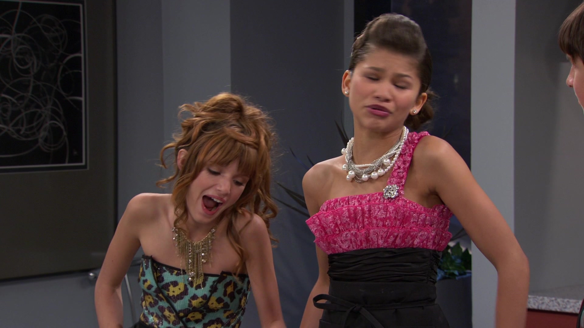 Shake_It_Up_S01E07_1080p_BTD_001656.jpg Shake_It_Up_S01E07_1080p_BTD_001656.jpg