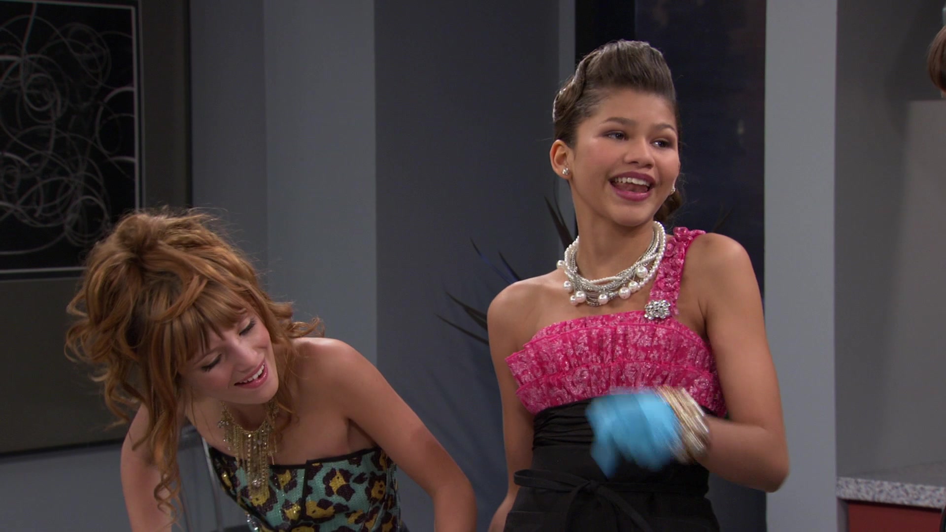 Shake_It_Up_S01E07_1080p_BTD_001658.jpg Shake_It_Up_S01E07_1080p_BTD_001658.jpg