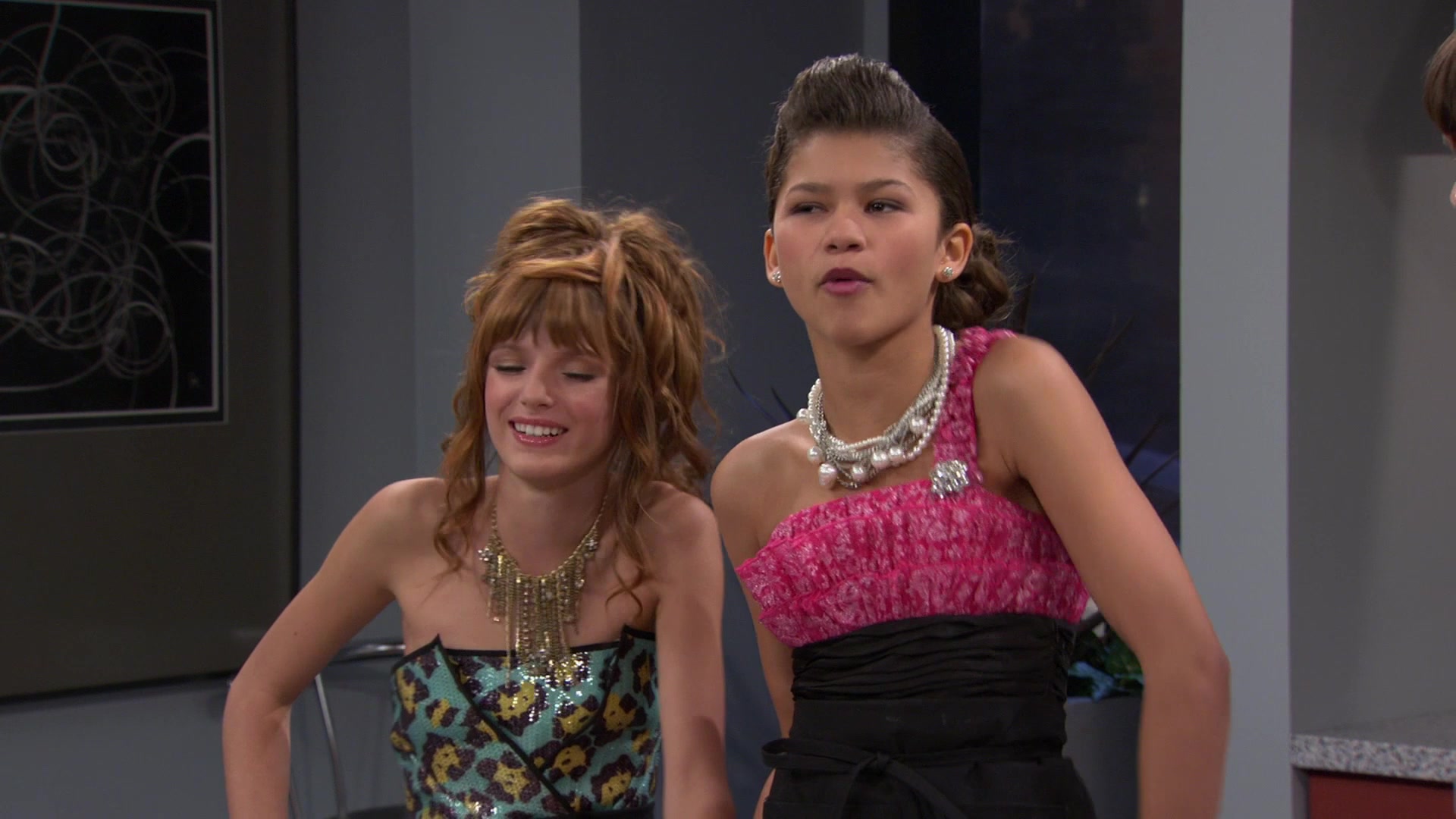 Shake_It_Up_S01E07_1080p_BTD_001661.jpg Shake_It_Up_S01E07_1080p_BTD_001661.jpg