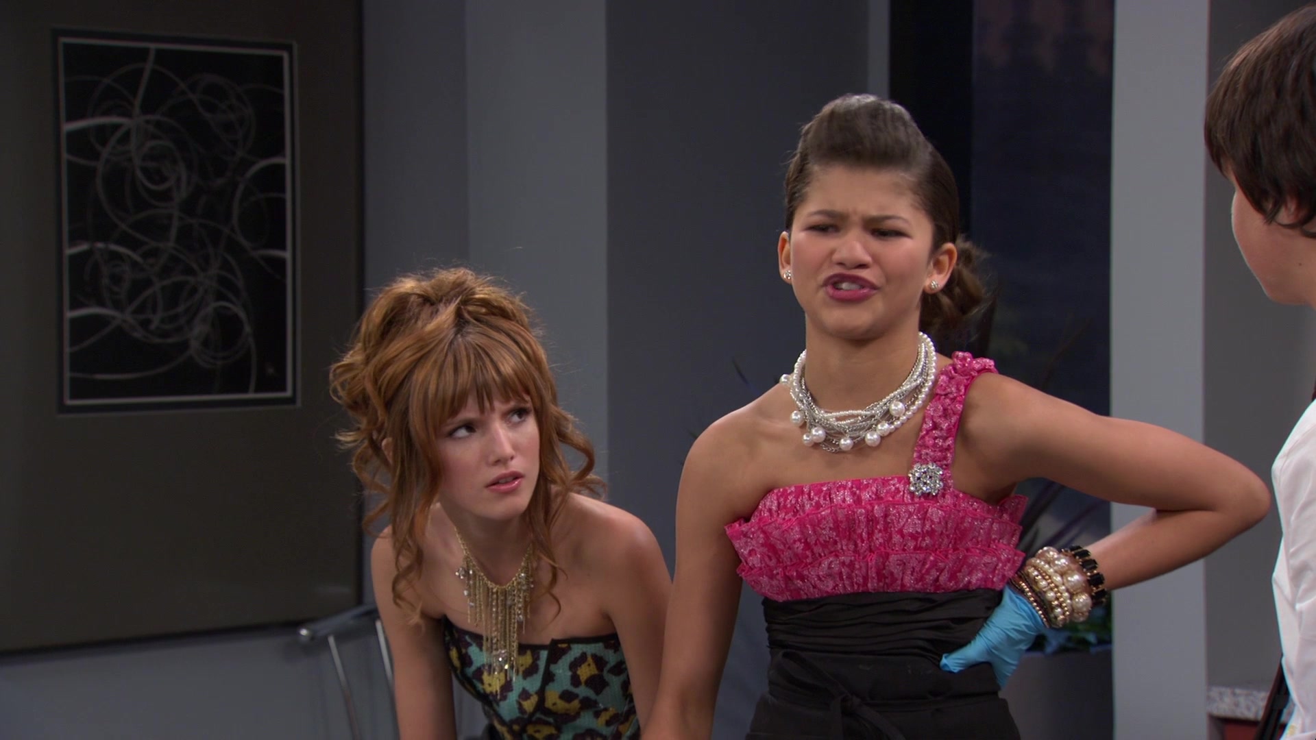 Shake_It_Up_S01E07_1080p_BTD_001686.jpg Shake_It_Up_S01E07_1080p_BTD_001686.jpg
