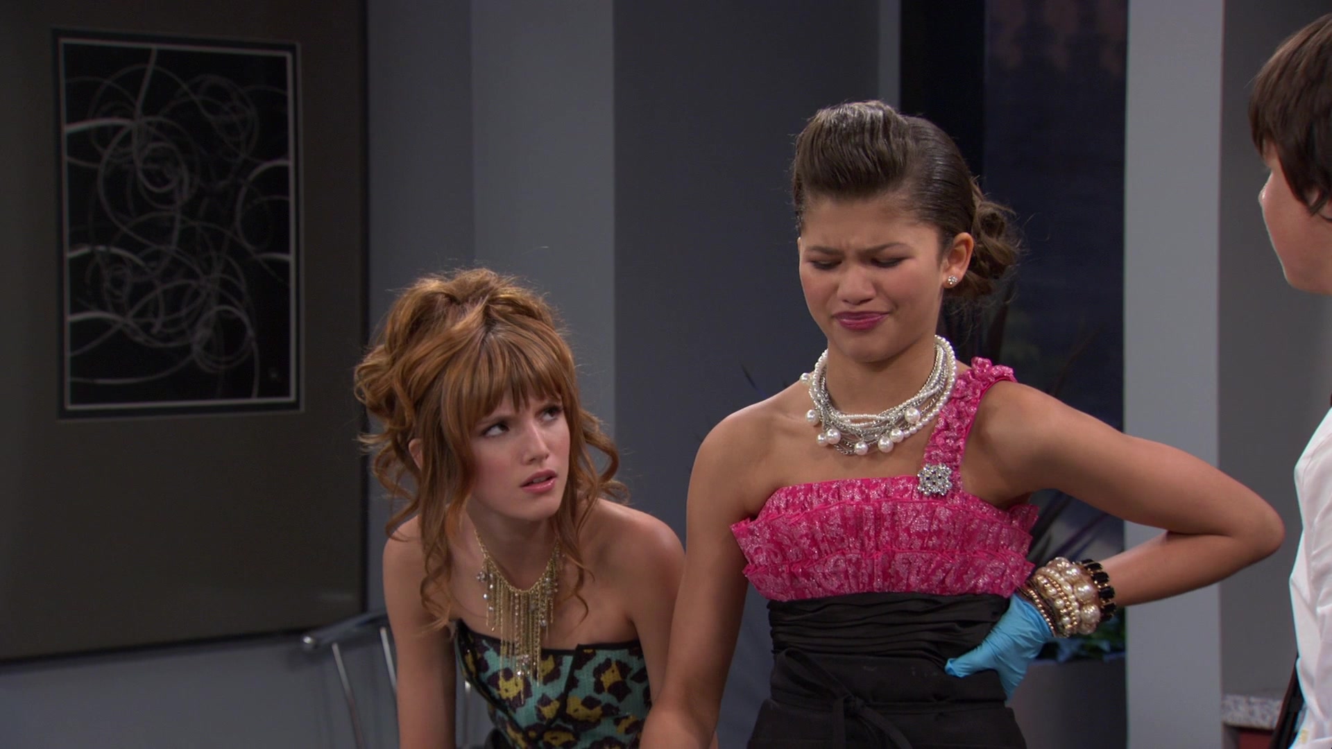 Shake_It_Up_S01E07_1080p_BTD_001687.jpg Shake_It_Up_S01E07_1080p_BTD_001687.jpg