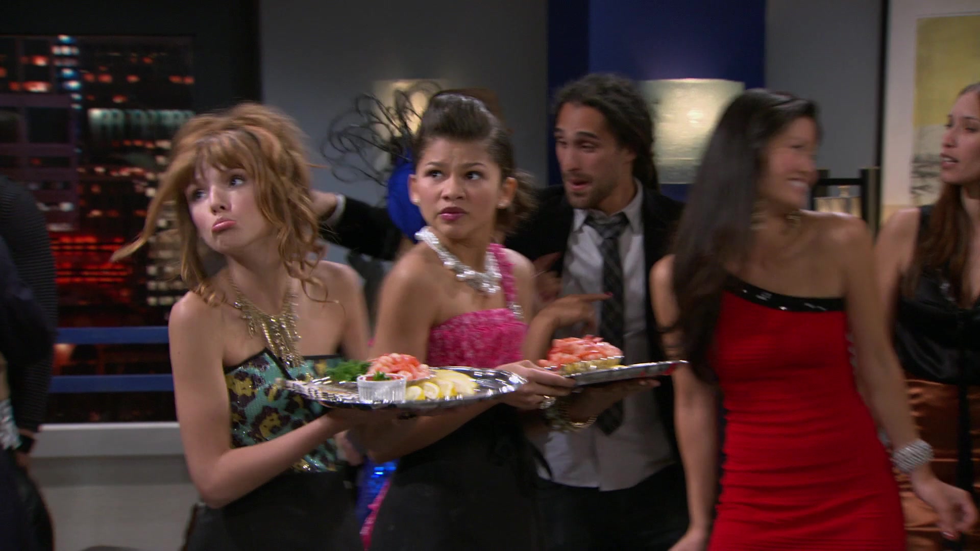 Shake_It_Up_S01E07_1080p_BTD_002120.jpg
