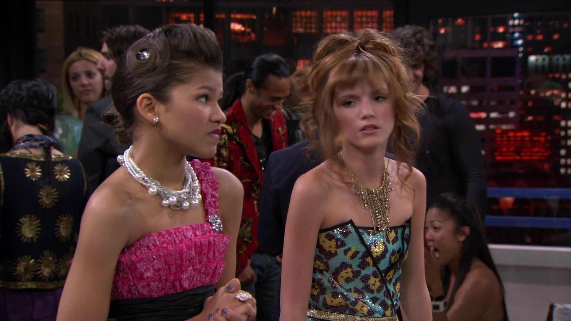 Shake_It_Up_S01E07_1080p_BTD_002230.jpg Shake_It_Up_S01E07_1080p_BTD_002230.jpg