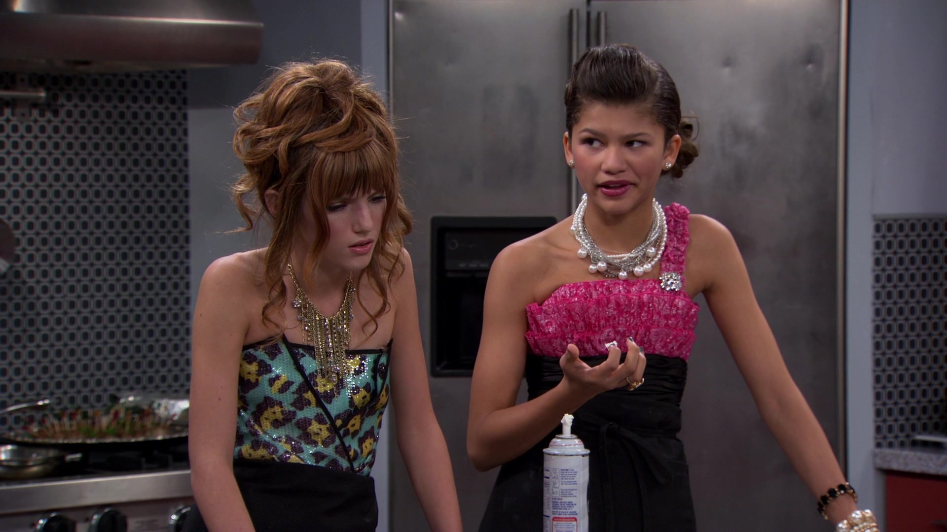 Shake_It_Up_S01E07_1080p_BTD_002360.jpg Shake_It_Up_S01E07_1080p_BTD_002360.jpg