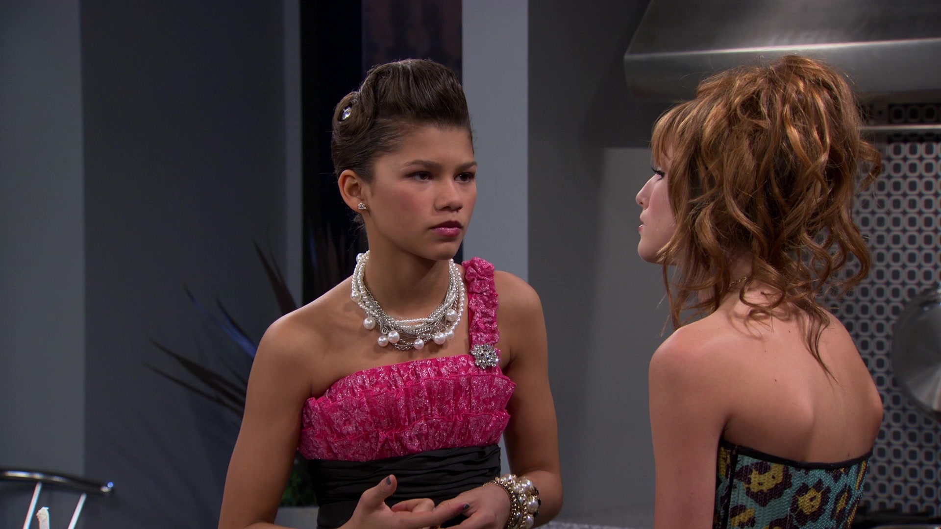 Shake_It_Up_S01E07_1080p_BTD_002445.jpg Shake_It_Up_S01E07_1080p_BTD_002445.jpg