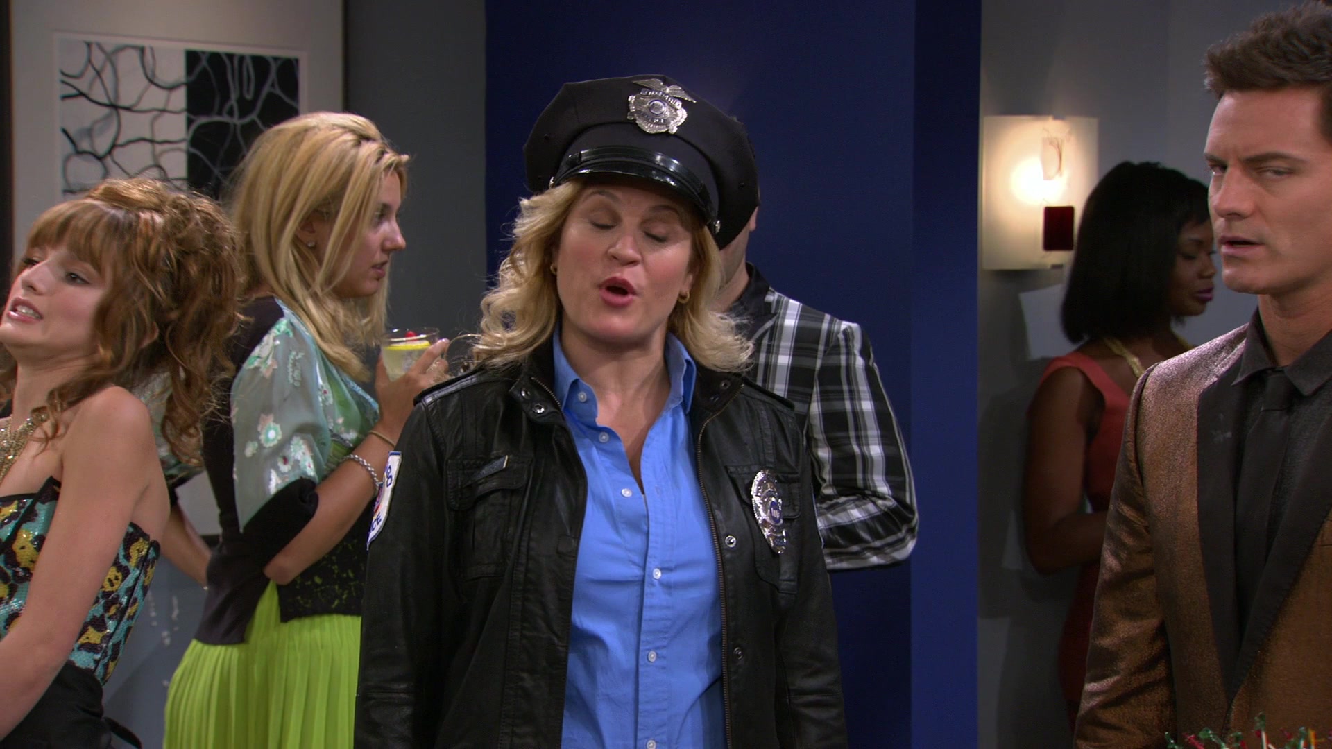 Shake_It_Up_S01E07_1080p_BTD_002867.jpg Shake_It_Up_S01E07_1080p_BTD_002867.jpg