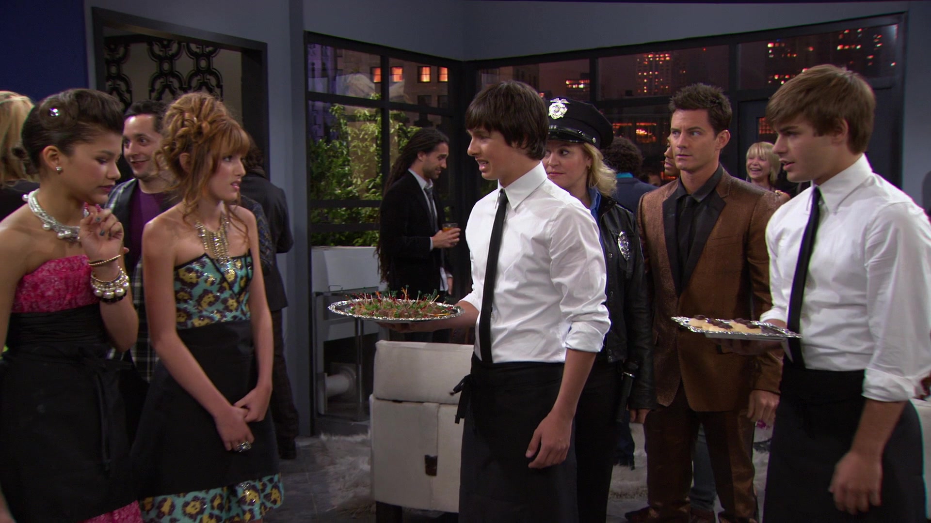 Shake_It_Up_S01E07_1080p_BTD_002878.jpg Shake_It_Up_S01E07_1080p_BTD_002878.jpg