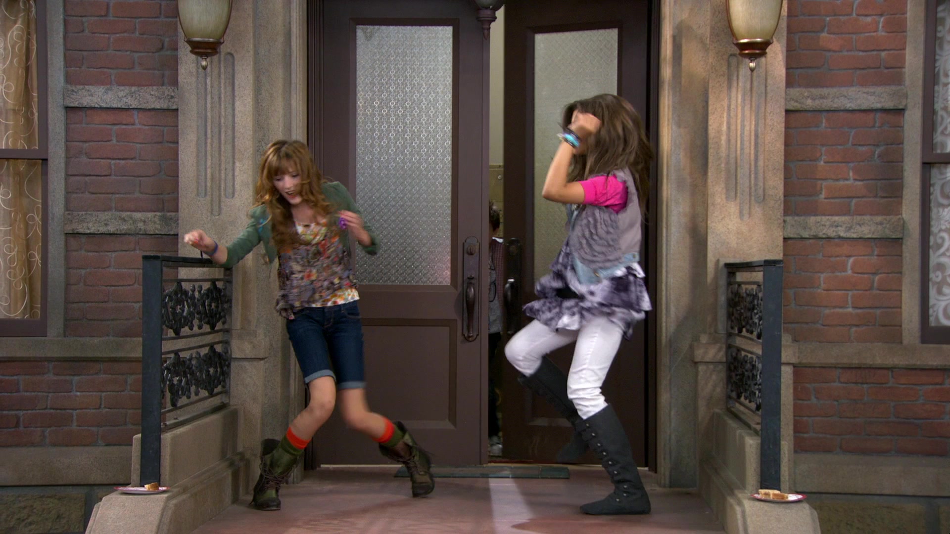 Shake_It_Up_S01E08_1080p_BTD_000086.jpg Shake_It_Up_S01E08_1080p_BTD_000086.jpg