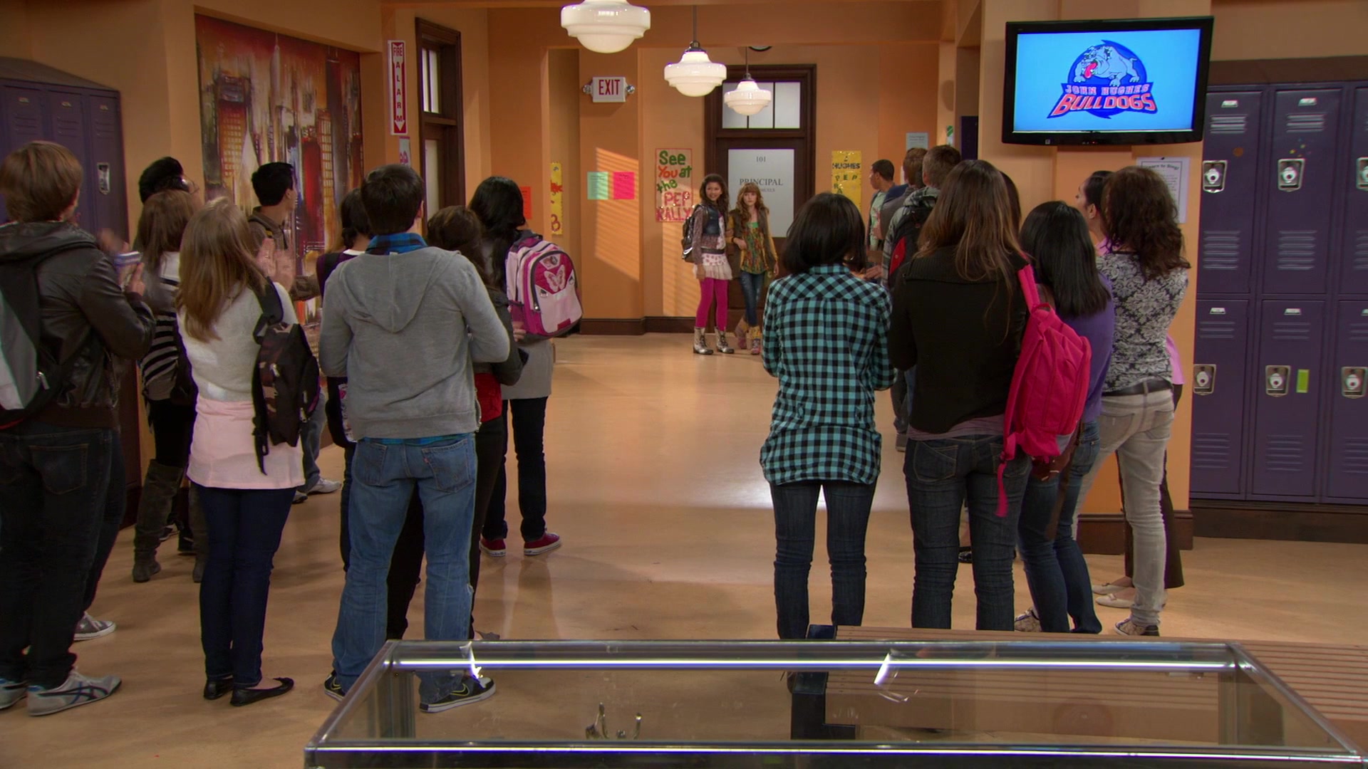 Shake_It_Up_S01E08_1080p_BTD_000296.jpg Shake_It_Up_S01E08_1080p_BTD_000296.jpg