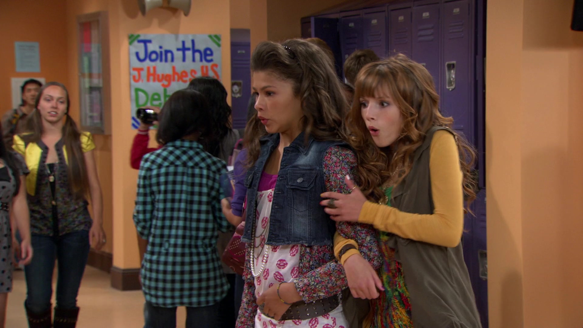 Shake_It_Up_S01E08_1080p_BTD_000465.jpg Shake_It_Up_S01E08_1080p_BTD_000465.jpg