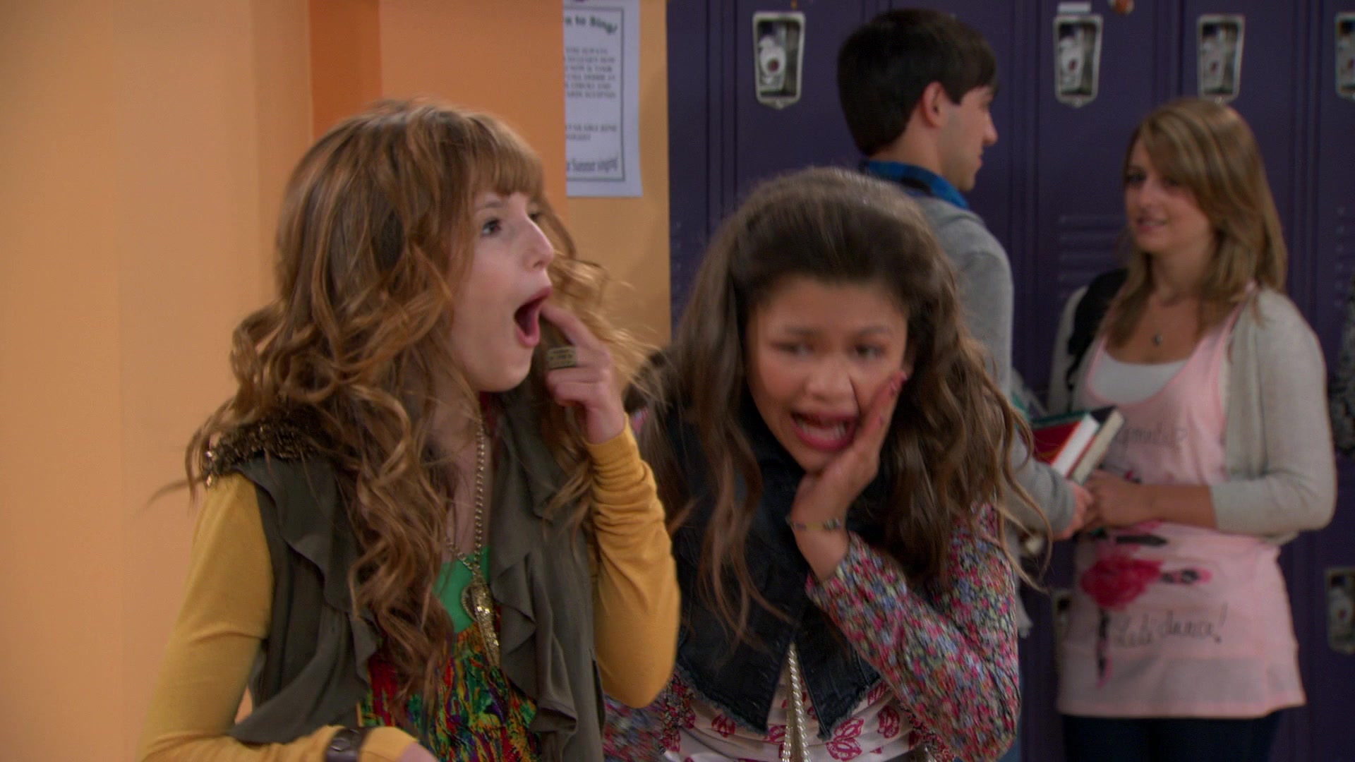 Shake_It_Up_S01E08_1080p_BTD_000612.jpg