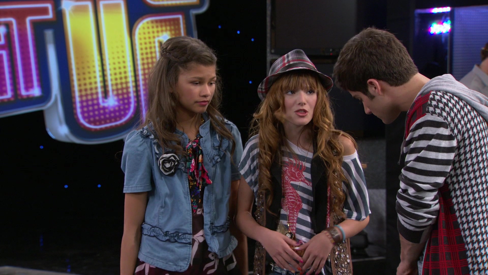 Shake_It_Up_S01E08_1080p_BTD_000928.jpg Shake_It_Up_S01E08_1080p_BTD_000928.jpg