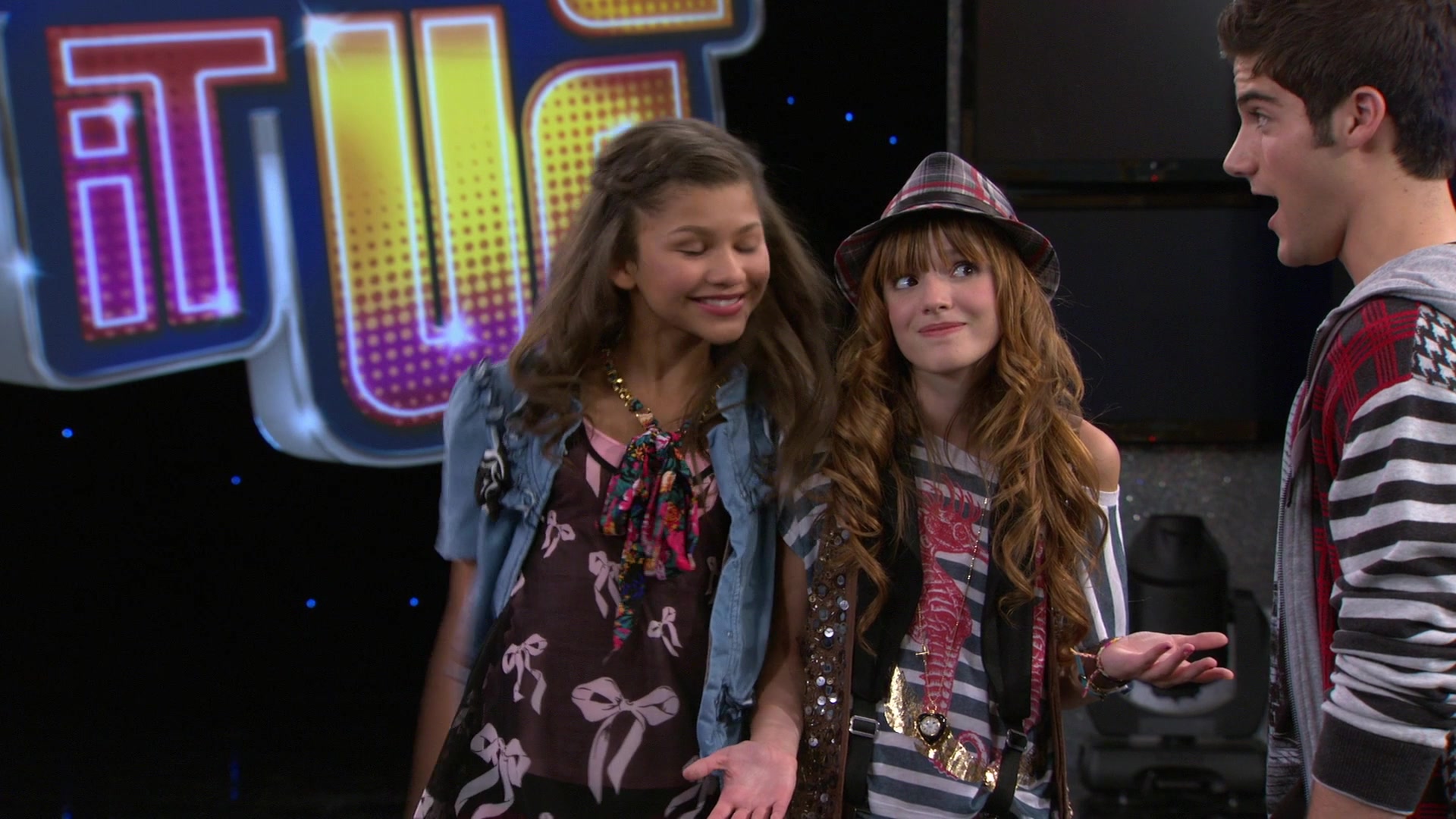 Shake_It_Up_S01E08_1080p_BTD_000984.jpg Shake_It_Up_S01E08_1080p_BTD_000984.jpg