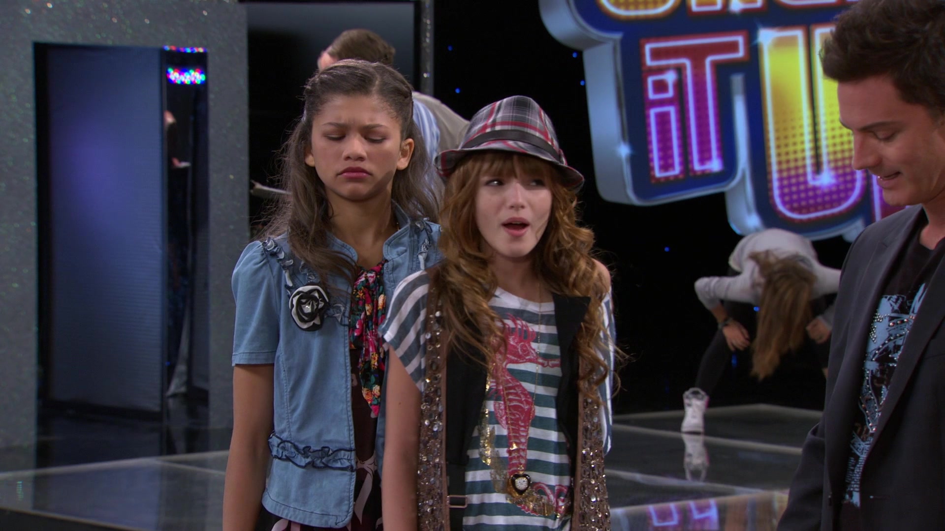 Shake_It_Up_S01E08_1080p_BTD_001202.jpg Shake_It_Up_S01E08_1080p_BTD_001202.jpg