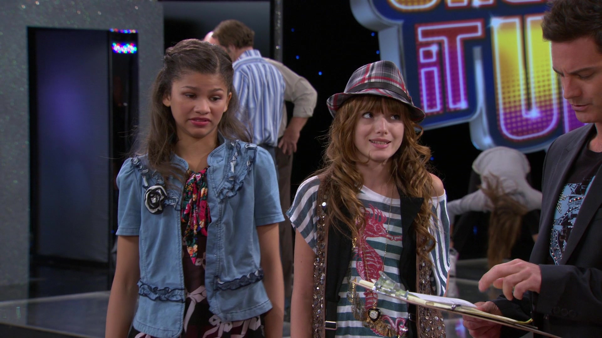 Shake_It_Up_S01E08_1080p_BTD_001207.jpg Shake_It_Up_S01E08_1080p_BTD_001207.jpg