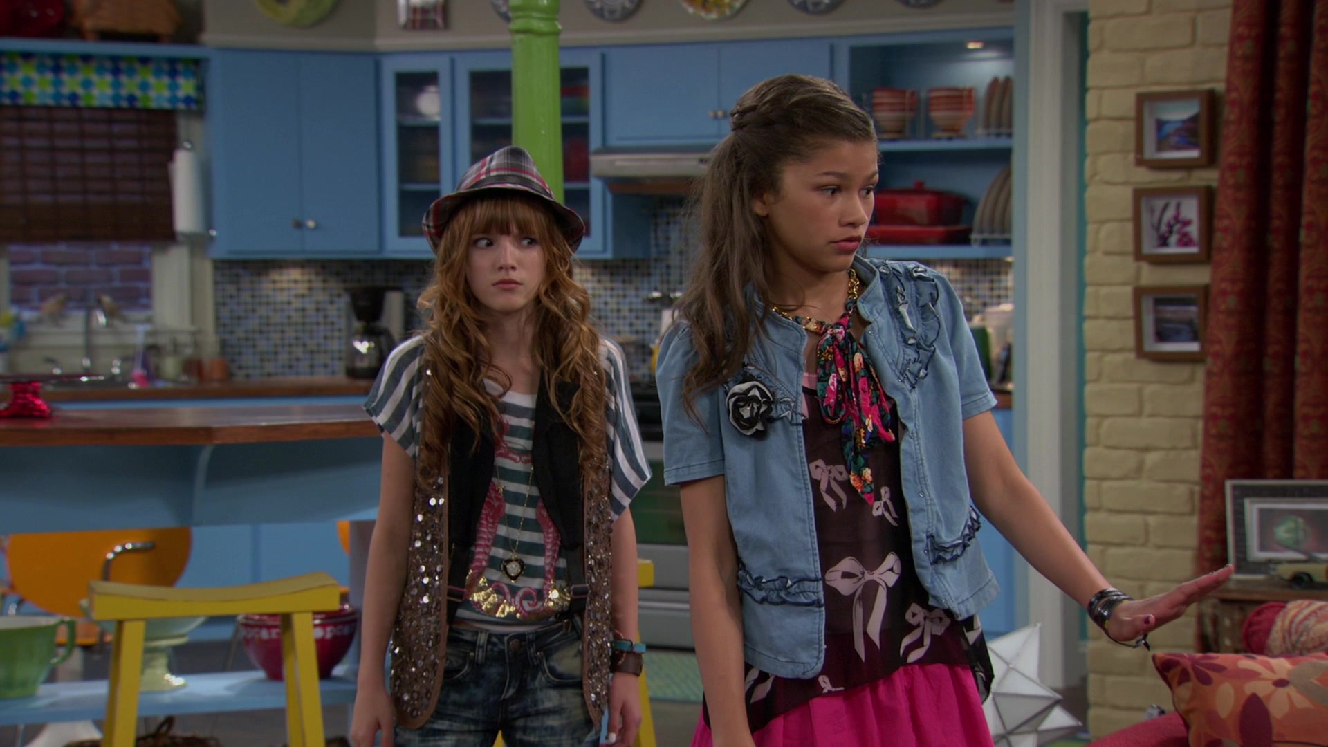 Shake_It_Up_S01E08_1080p_BTD_001491.jpg Shake_It_Up_S01E08_1080p_BTD_001491.jpg