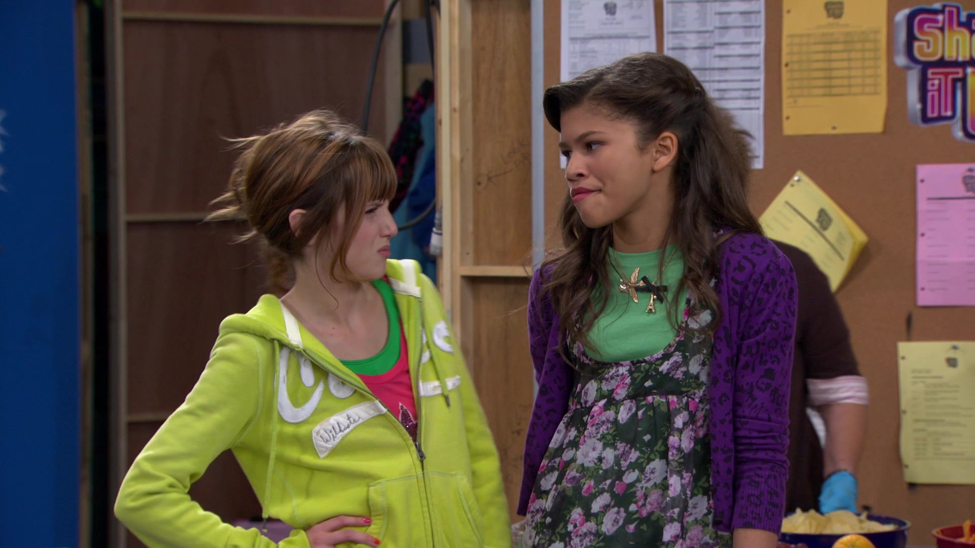 Shake_It_Up_S01E08_1080p_BTD_001825.jpg Shake_It_Up_S01E08_1080p_BTD_001825.jpg