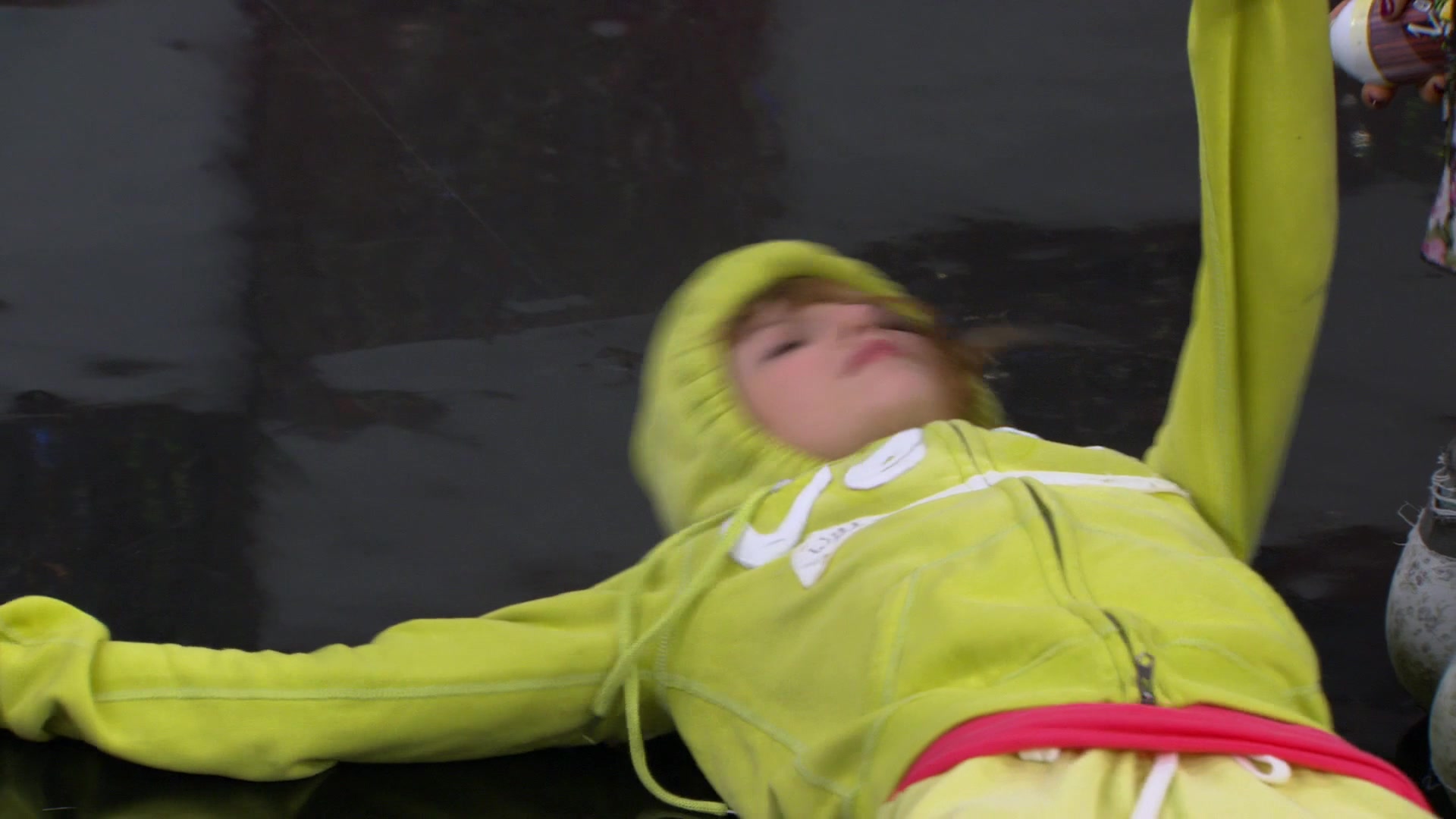 Shake_It_Up_S01E08_1080p_BTD_002311.jpg Shake_It_Up_S01E08_1080p_BTD_002311.jpg