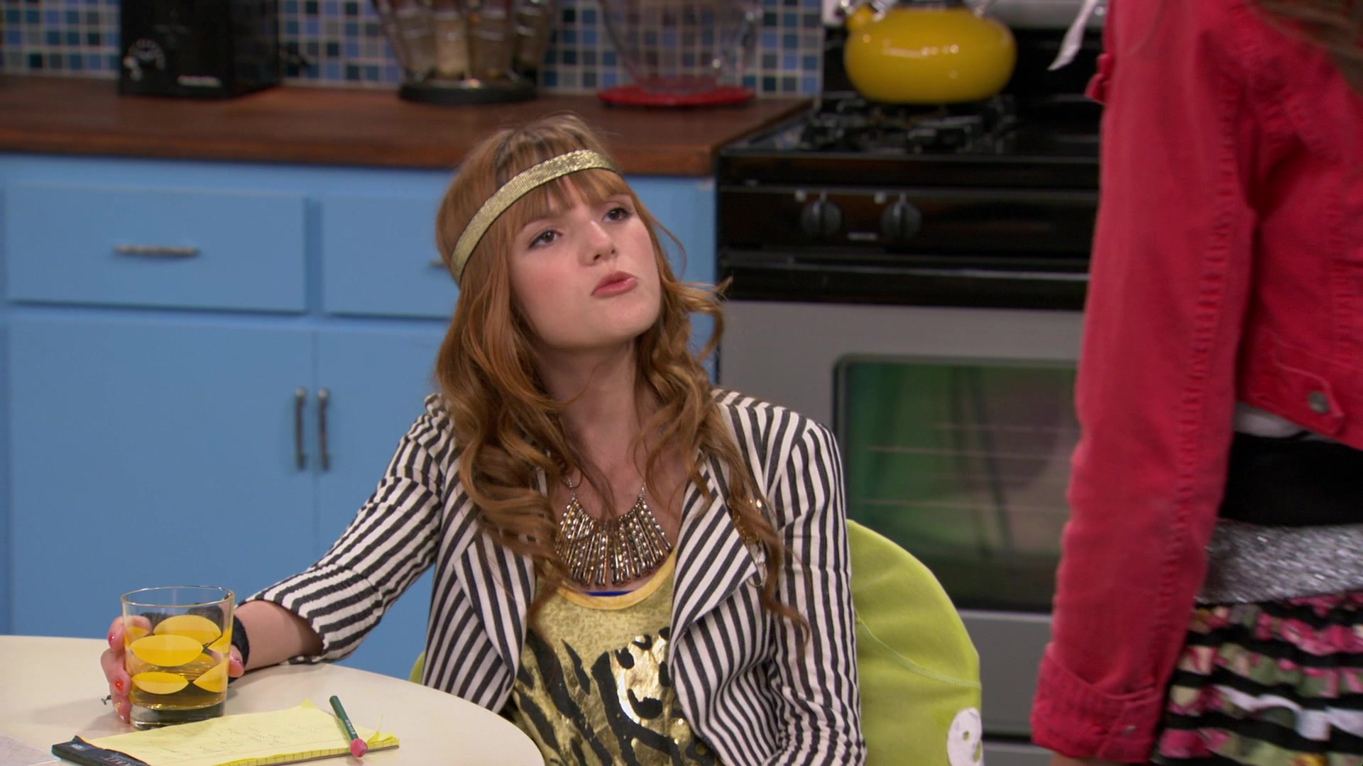 Shake_It_Up_S01E08_1080p_BTD_002505.jpg Shake_It_Up_S01E08_1080p_BTD_002505.jpg