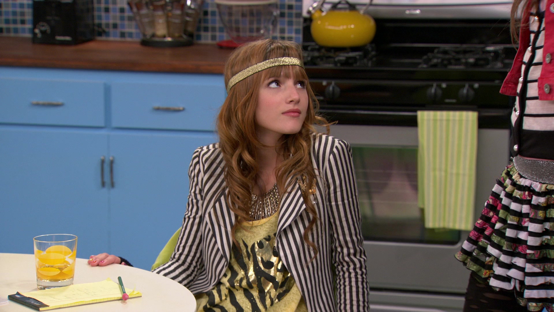Shake_It_Up_S01E08_1080p_BTD_002555.jpg Shake_It_Up_S01E08_1080p_BTD_002555.jpg