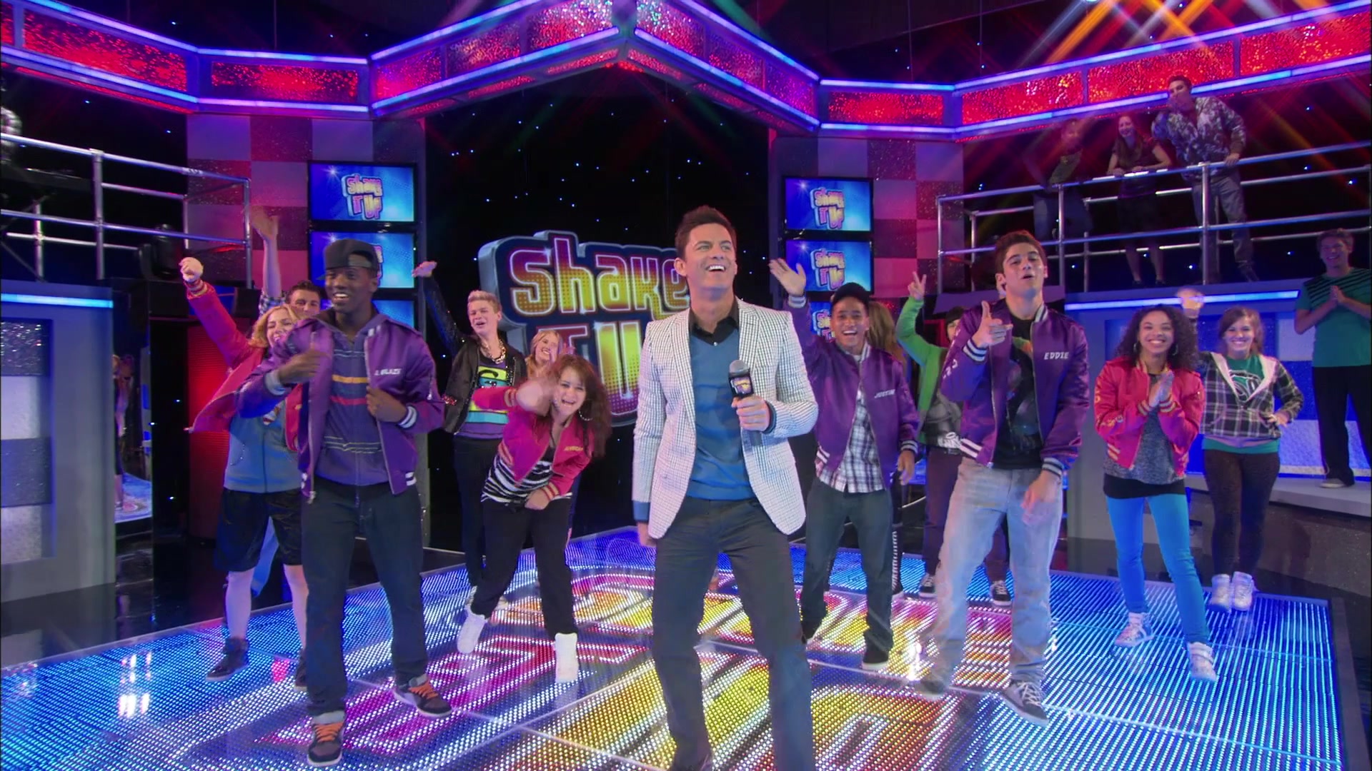 Shake_It_Up_S01E08_1080p_BTD_002621.jpg Shake_It_Up_S01E08_1080p_BTD_002621.jpg
