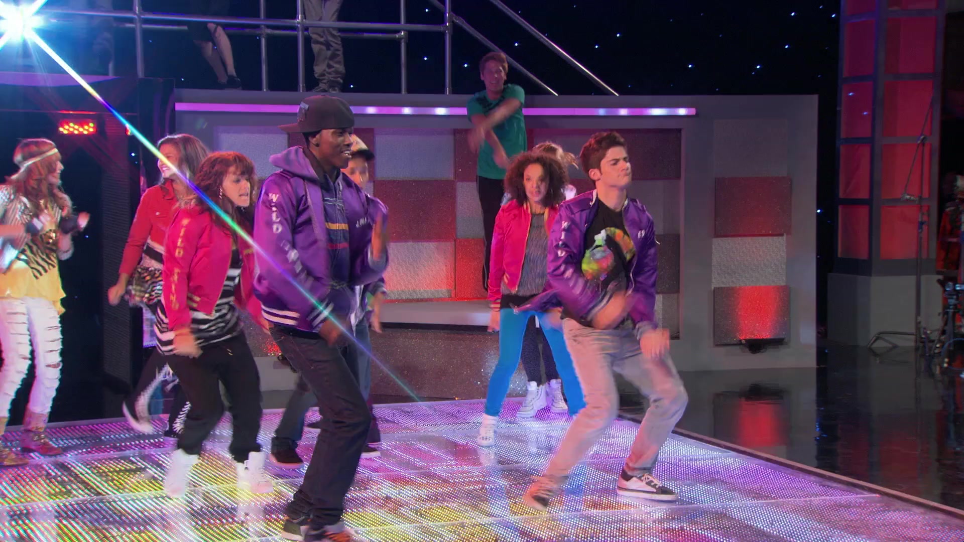 Shake_It_Up_S01E08_1080p_BTD_002659.jpg Shake_It_Up_S01E08_1080p_BTD_002659.jpg