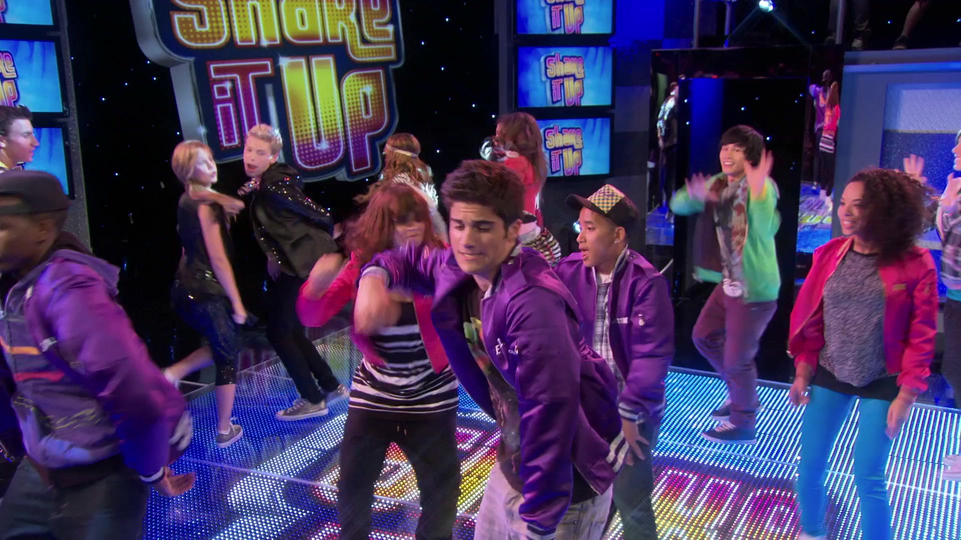 Shake_It_Up_S01E08_1080p_BTD_002689.jpg Shake_It_Up_S01E08_1080p_BTD_002689.jpg