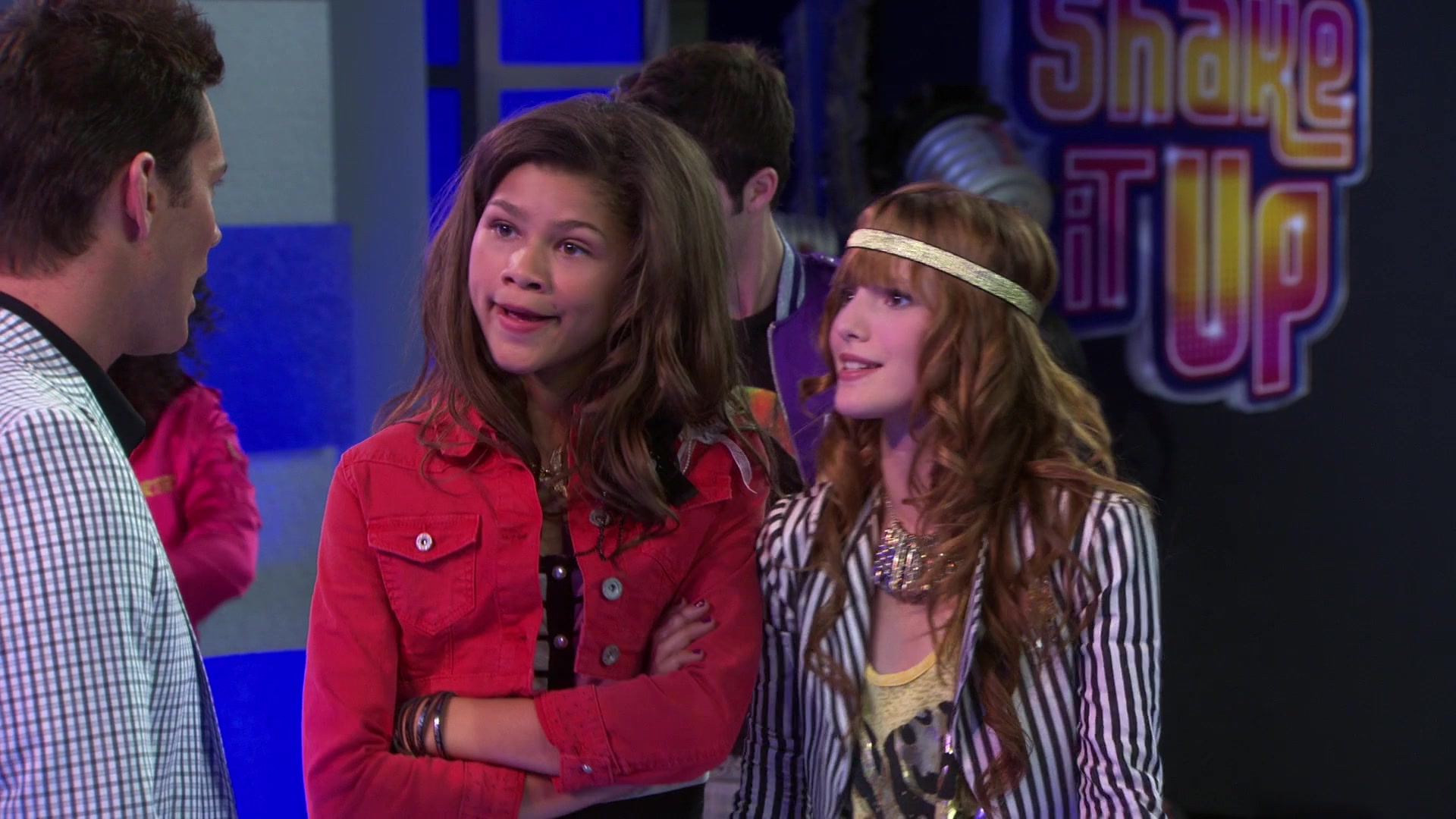 Shake_It_Up_S01E08_1080p_BTD_002827.jpg Shake_It_Up_S01E08_1080p_BTD_002827.jpg