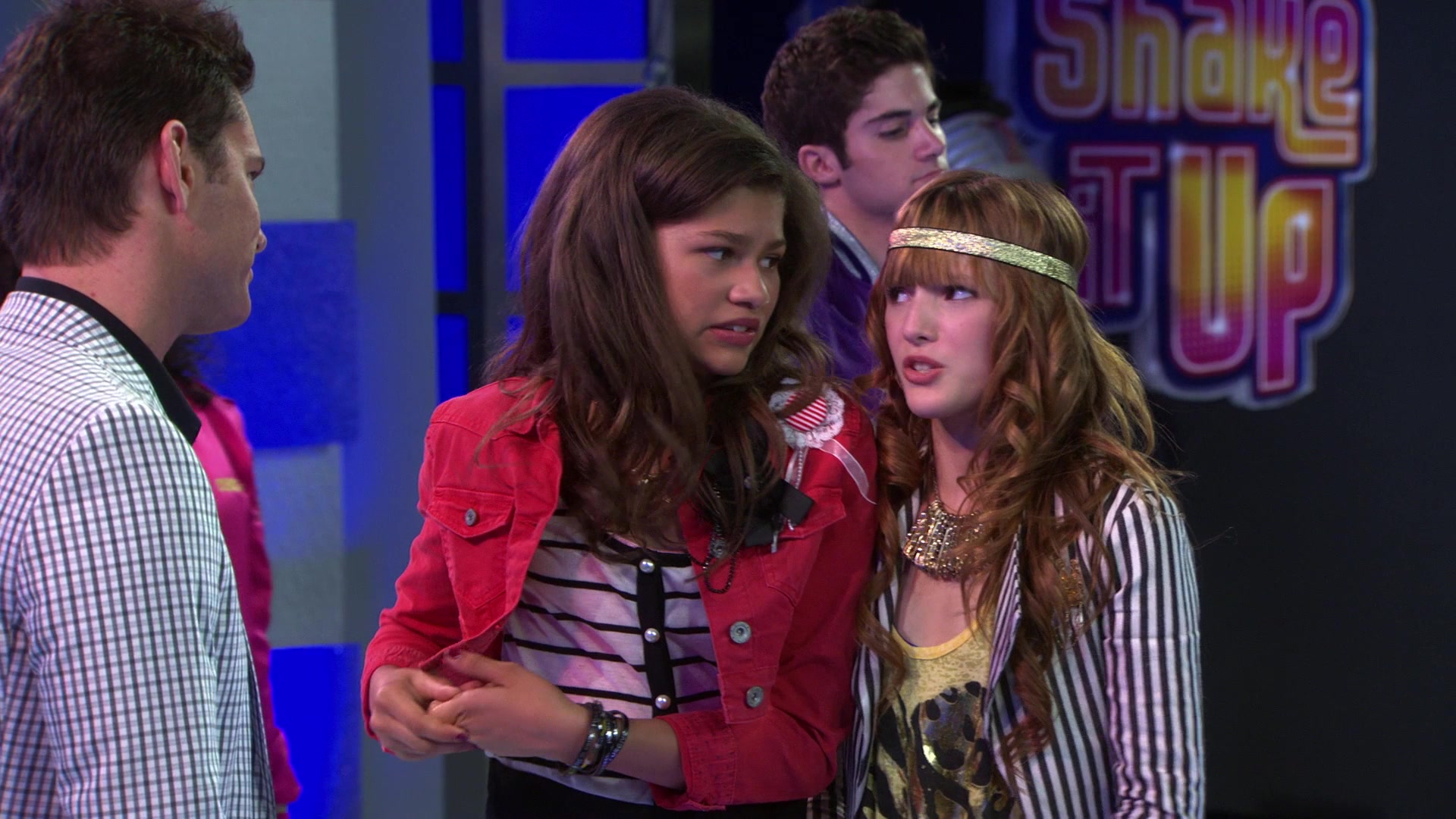Shake_It_Up_S01E08_1080p_BTD_002843.jpg Shake_It_Up_S01E08_1080p_BTD_002843.jpg