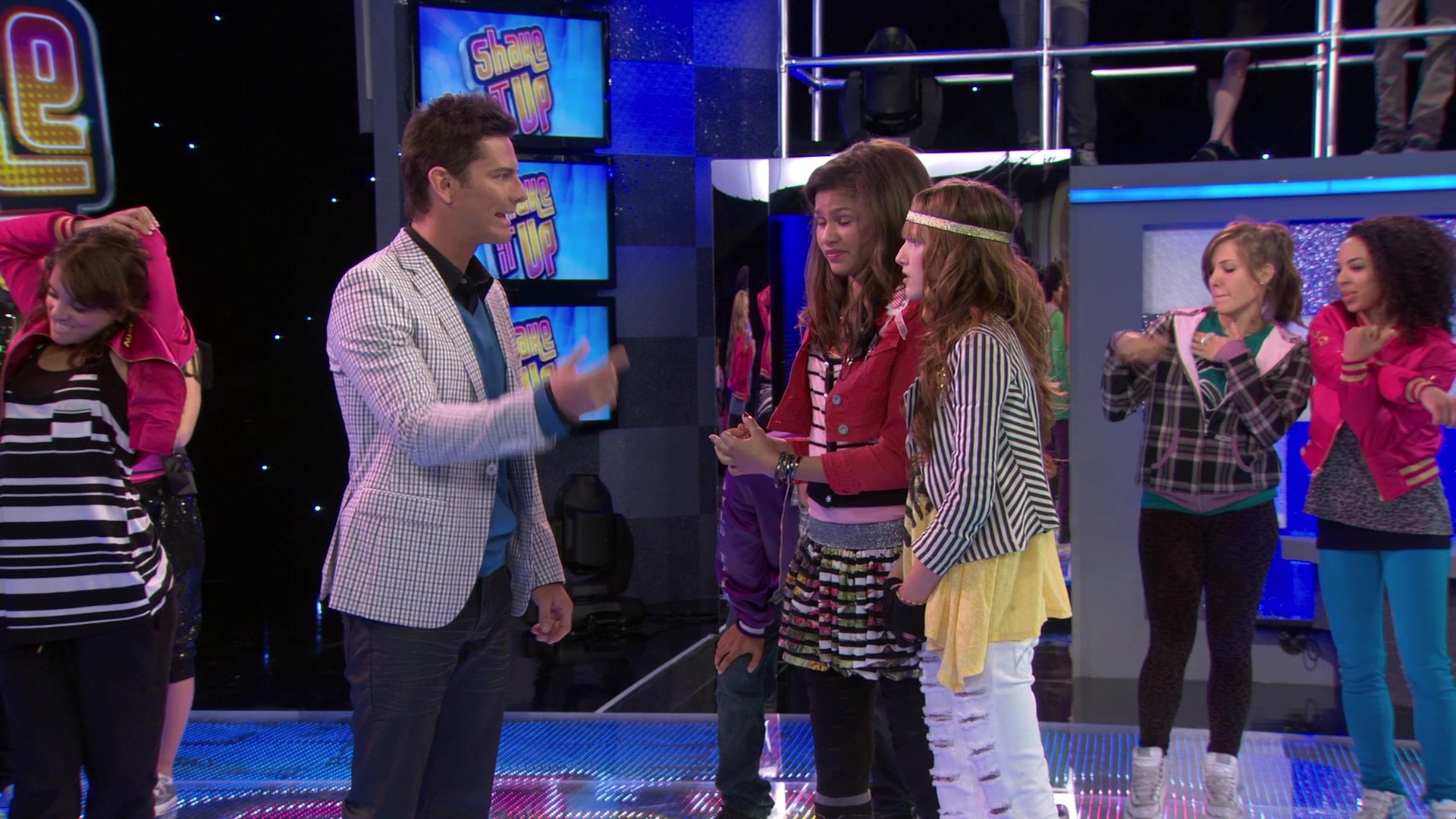 Shake_It_Up_S01E08_1080p_BTD_002852.jpg Shake_It_Up_S01E08_1080p_BTD_002852.jpg