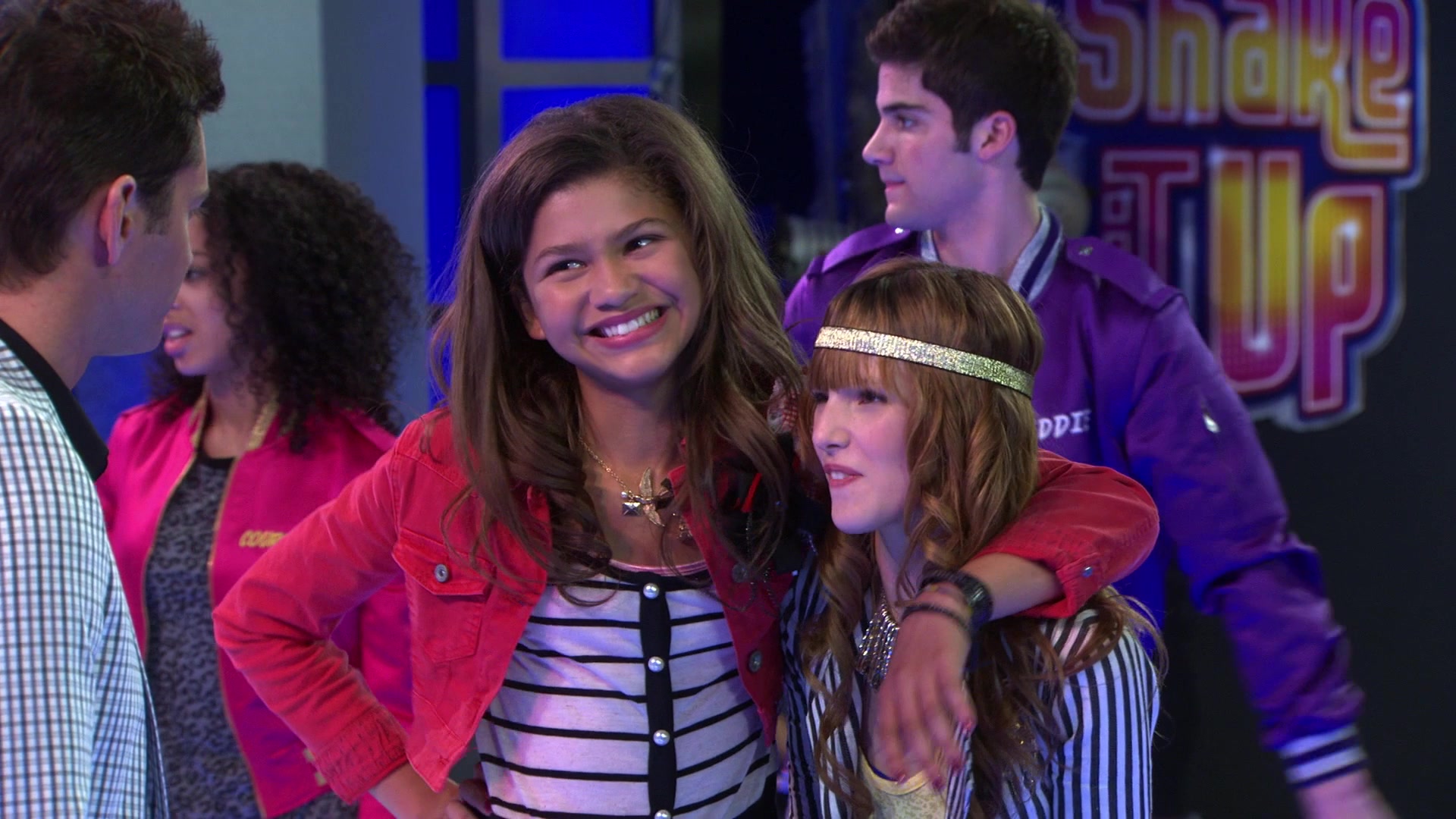 Shake_It_Up_S01E08_1080p_BTD_002873.jpg Shake_It_Up_S01E08_1080p_BTD_002873.jpg