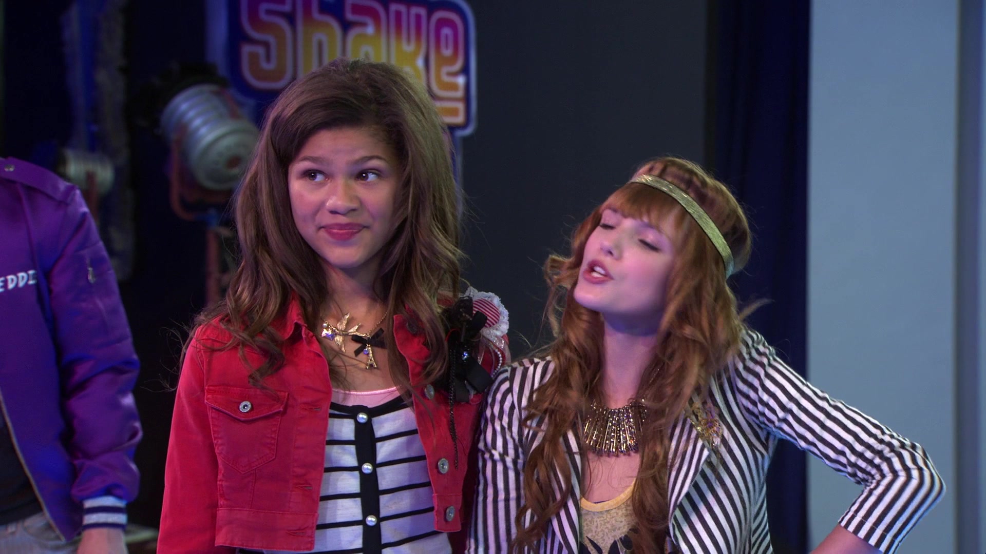 Shake_It_Up_S01E08_1080p_BTD_002903.jpg Shake_It_Up_S01E08_1080p_BTD_002903.jpg