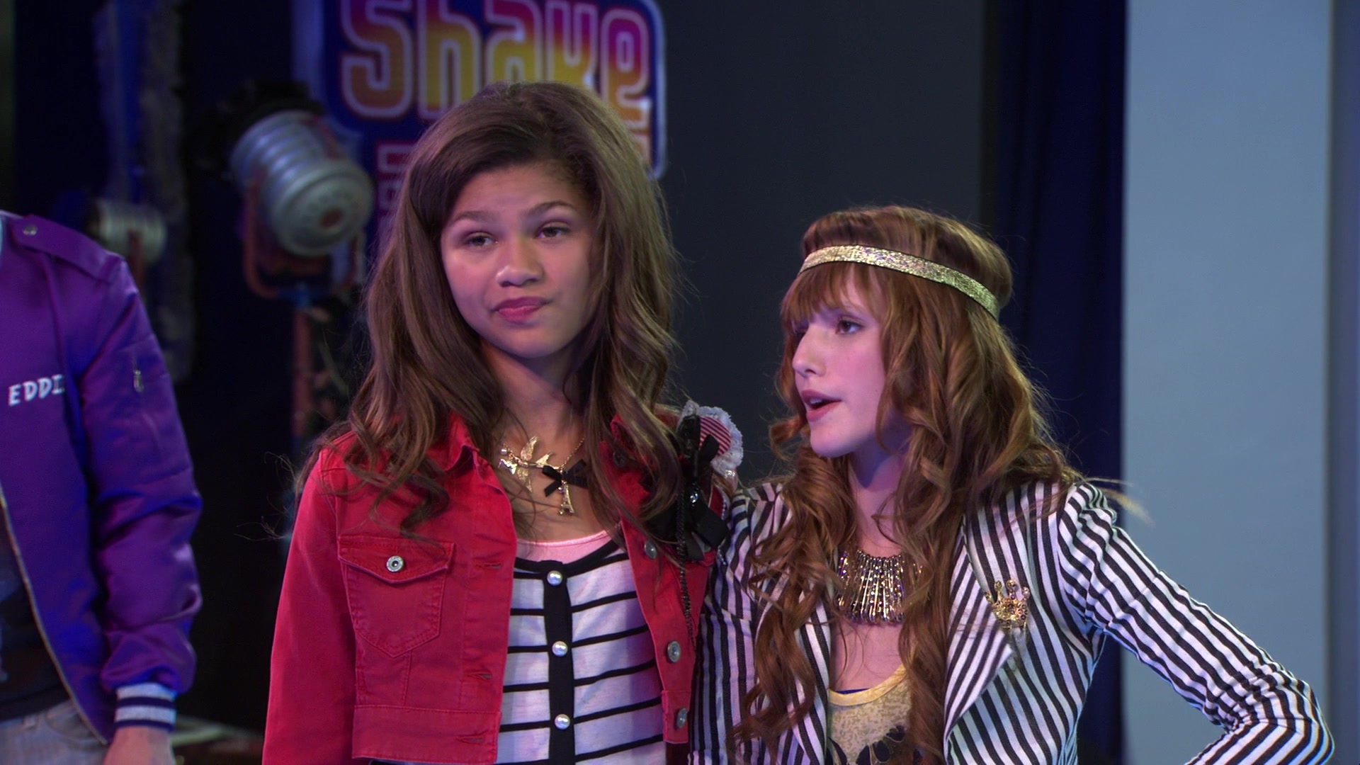 Shake_It_Up_S01E08_1080p_BTD_002906.jpg Shake_It_Up_S01E08_1080p_BTD_002906.jpg