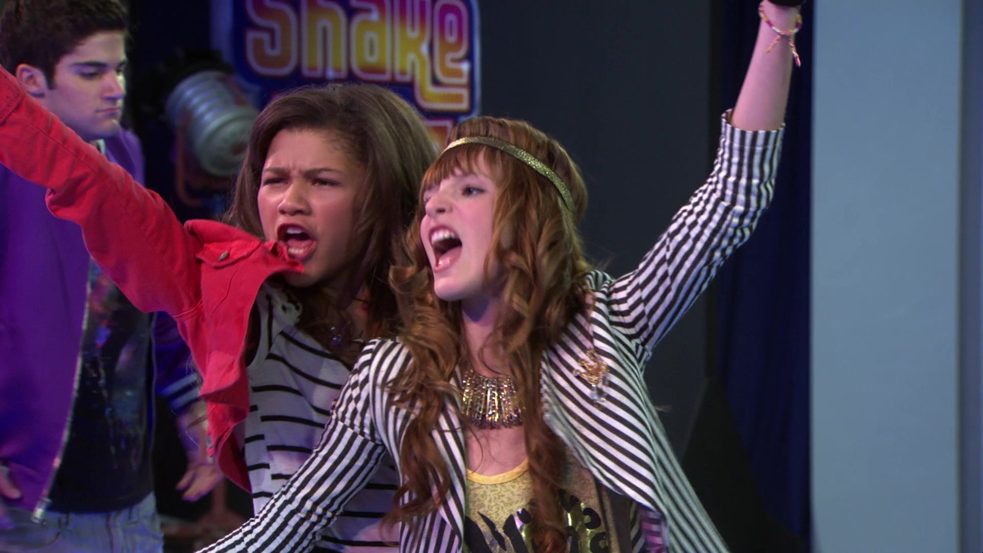 Shake_It_Up_S01E08_1080p_BTD_002920.jpg Shake_It_Up_S01E08_1080p_BTD_002920.jpg