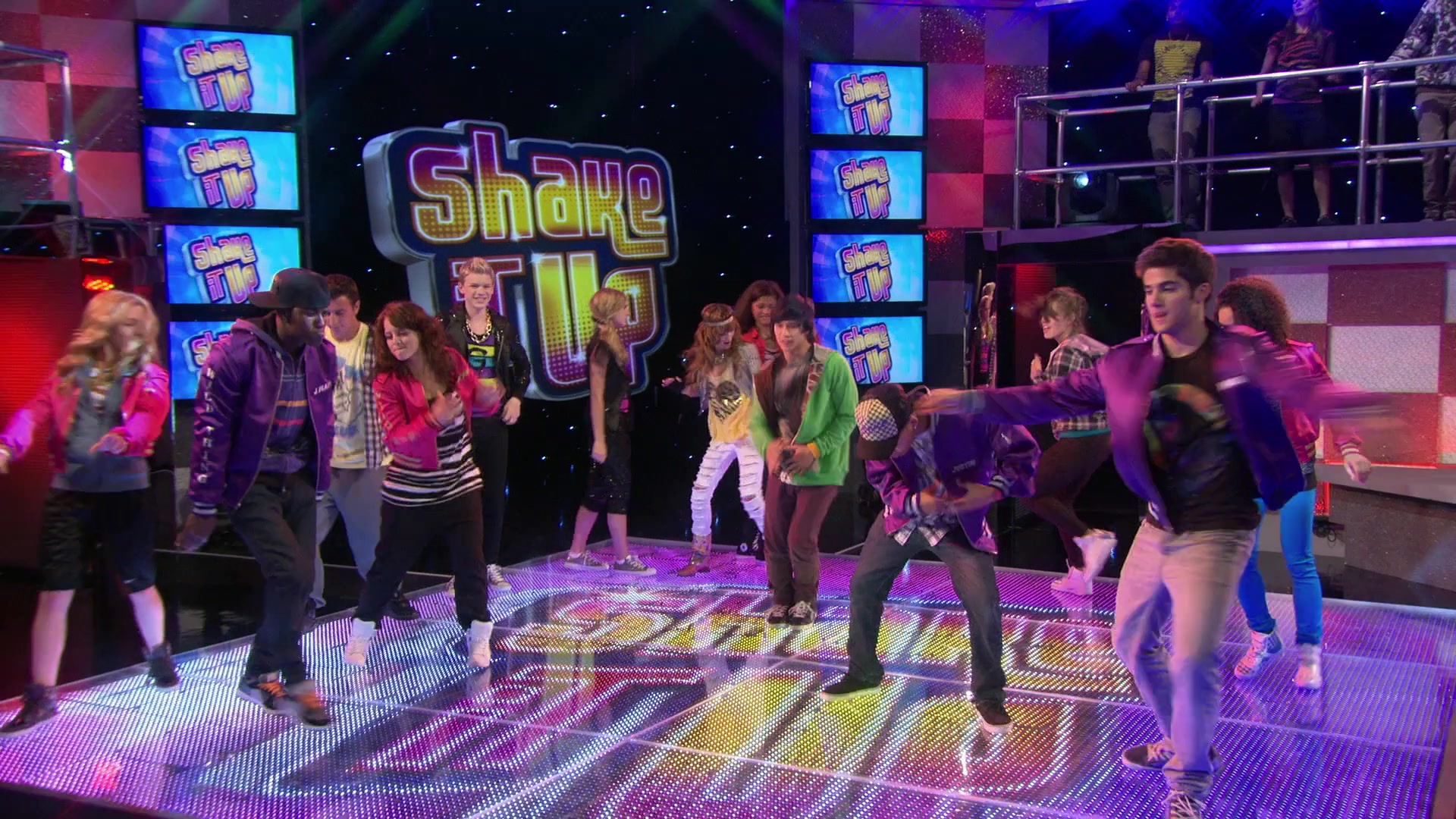 Shake_It_Up_S01E08_1080p_BTD_002936.jpg Shake_It_Up_S01E08_1080p_BTD_002936.jpg