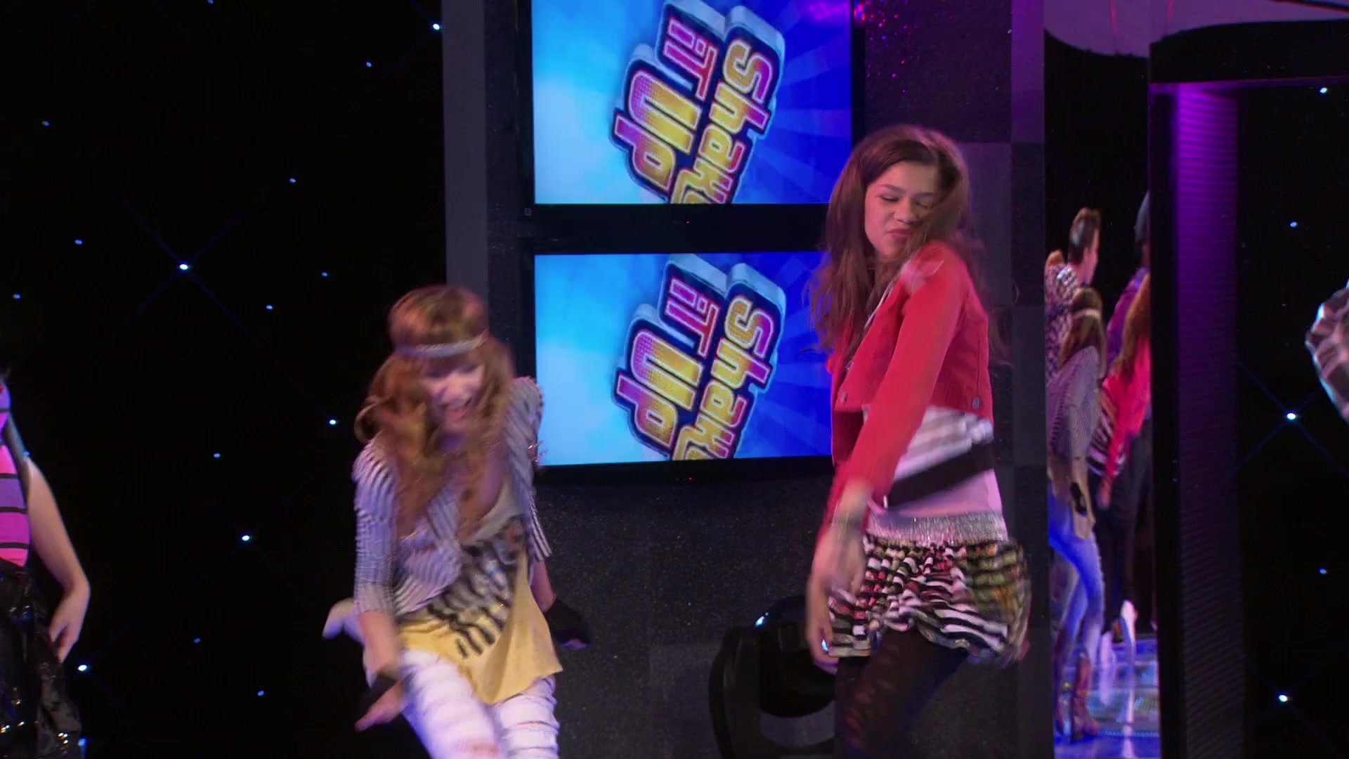 Shake_It_Up_S01E08_1080p_BTD_002942.jpg