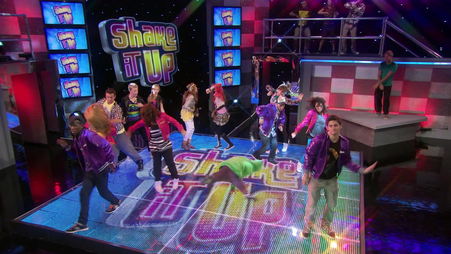 Shake_It_Up_S01E08_1080p_BTD_002956.jpg