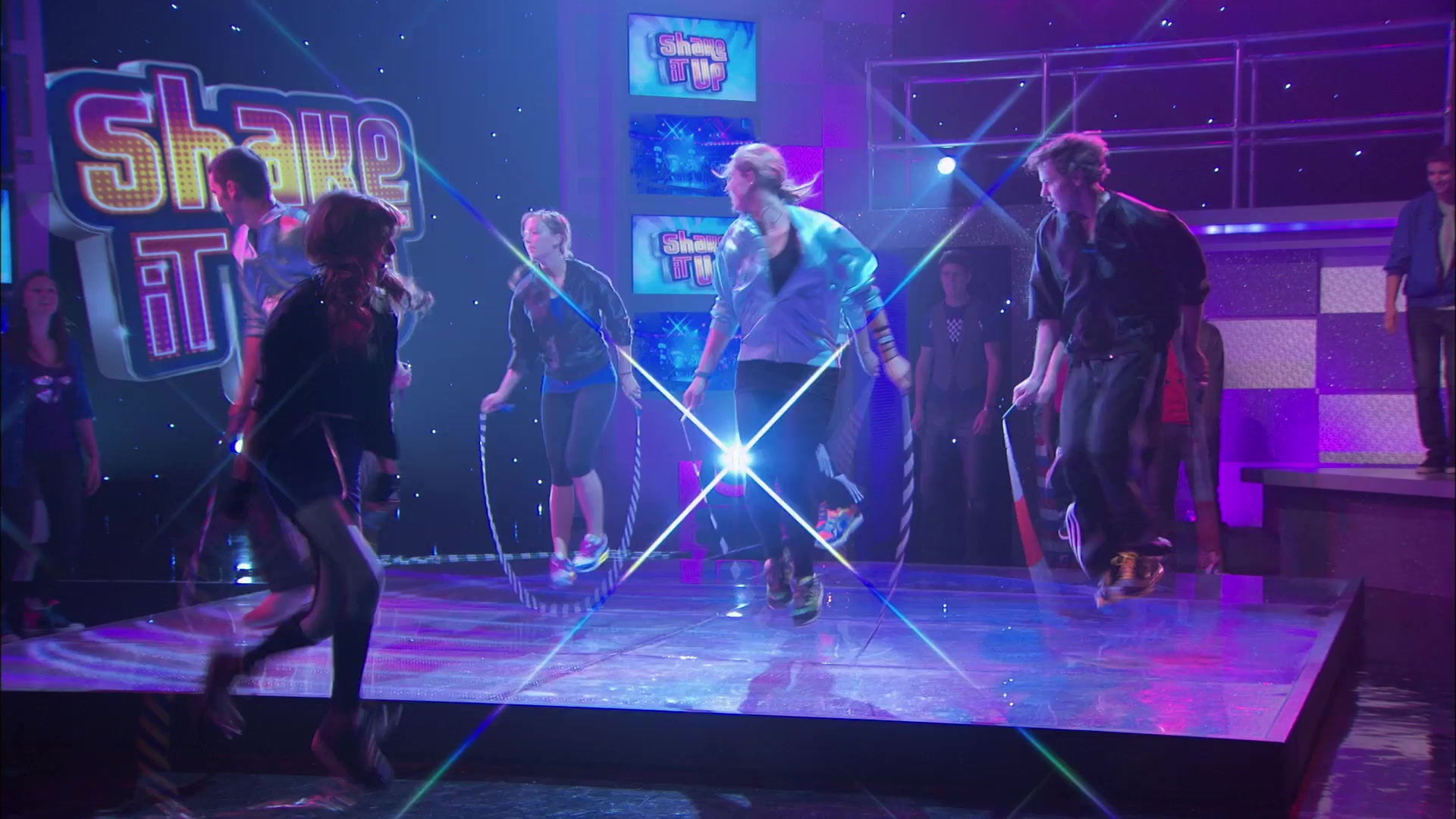 Shake_It_Up_S01E09_1080p_BTD_000069.jpg Shake_It_Up_S01E09_1080p_BTD_000069.jpg