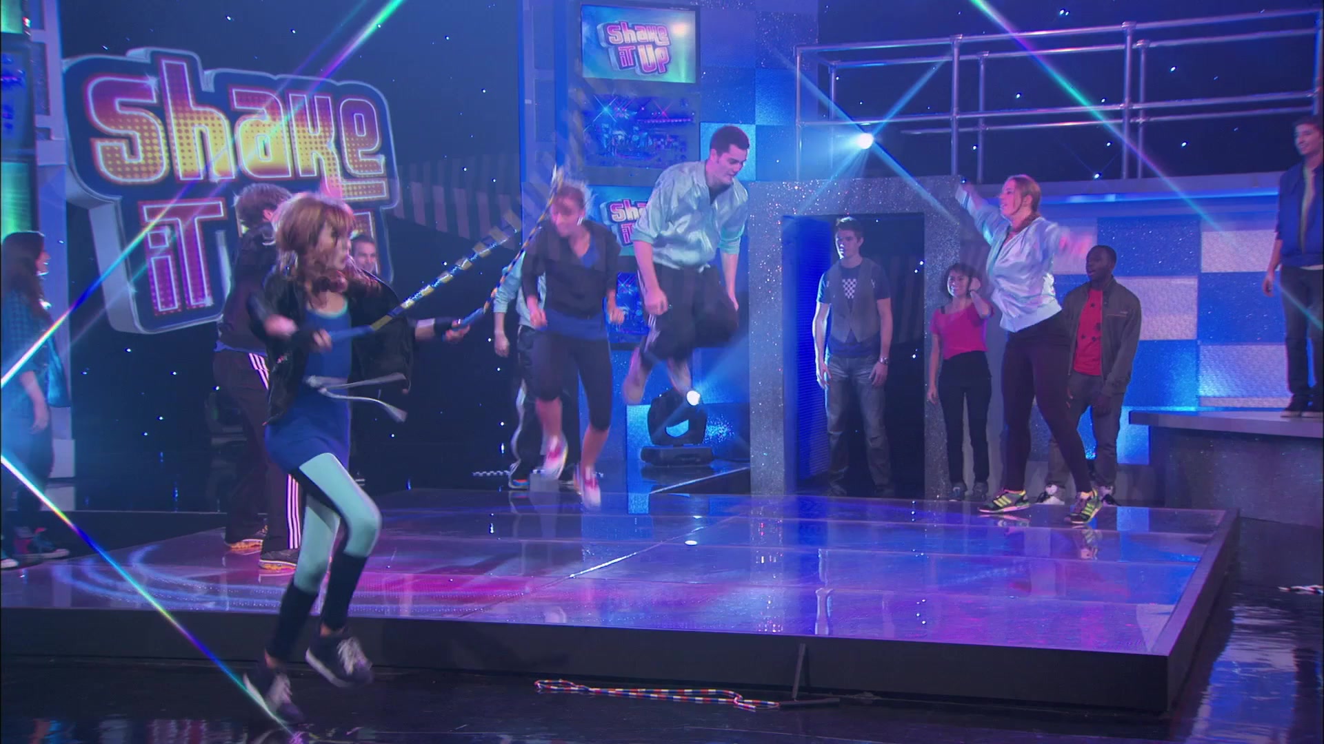 Shake_It_Up_S01E09_1080p_BTD_000116.jpg Shake_It_Up_S01E09_1080p_BTD_000116.jpg