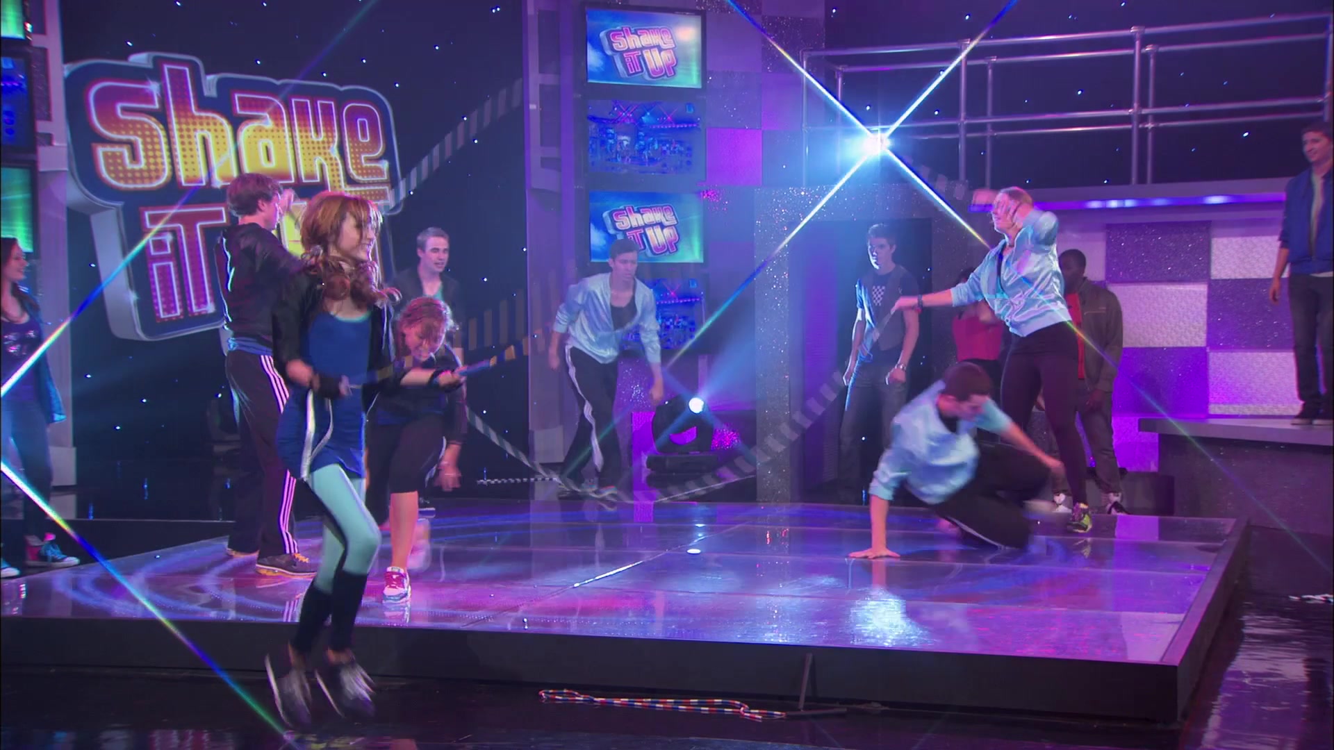Shake_It_Up_S01E09_1080p_BTD_000118.jpg Shake_It_Up_S01E09_1080p_BTD_000118.jpg