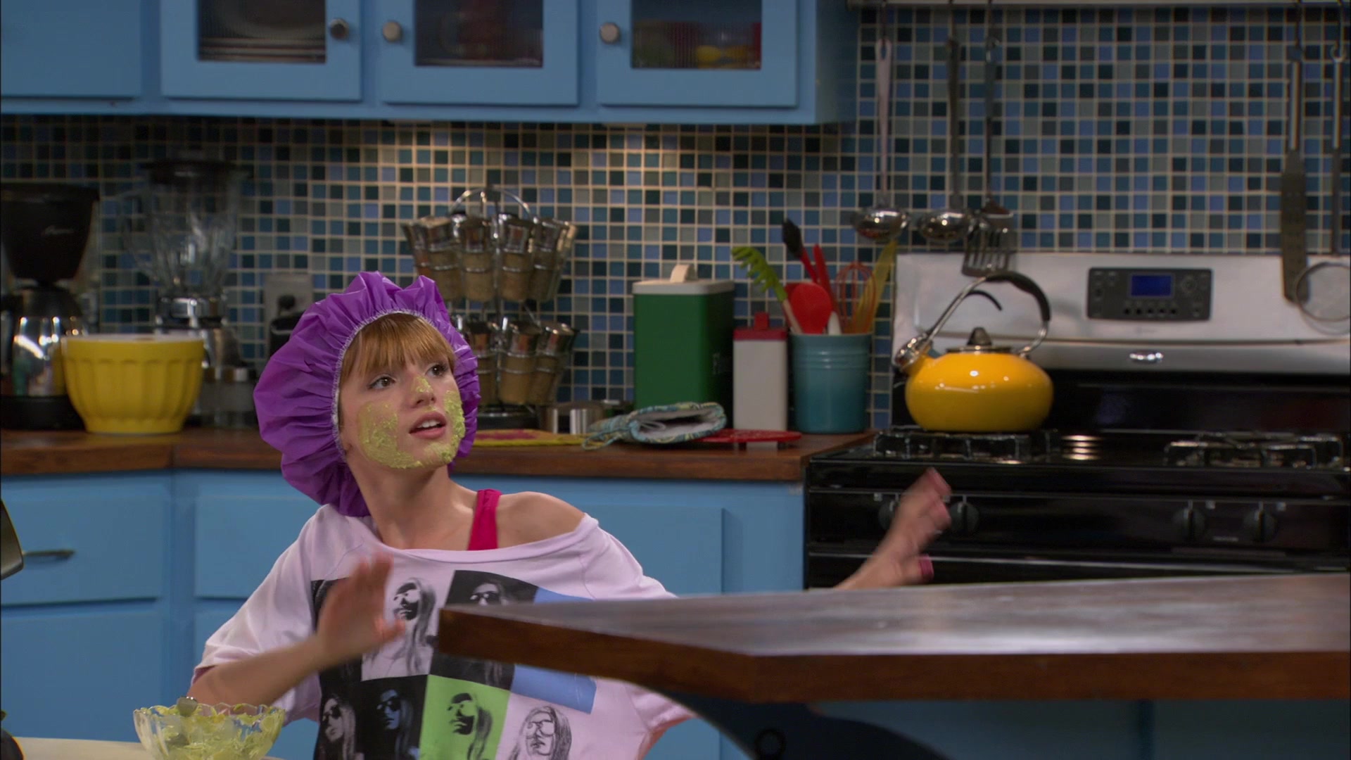Shake_It_Up_S01E09_1080p_BTD_001885.jpg