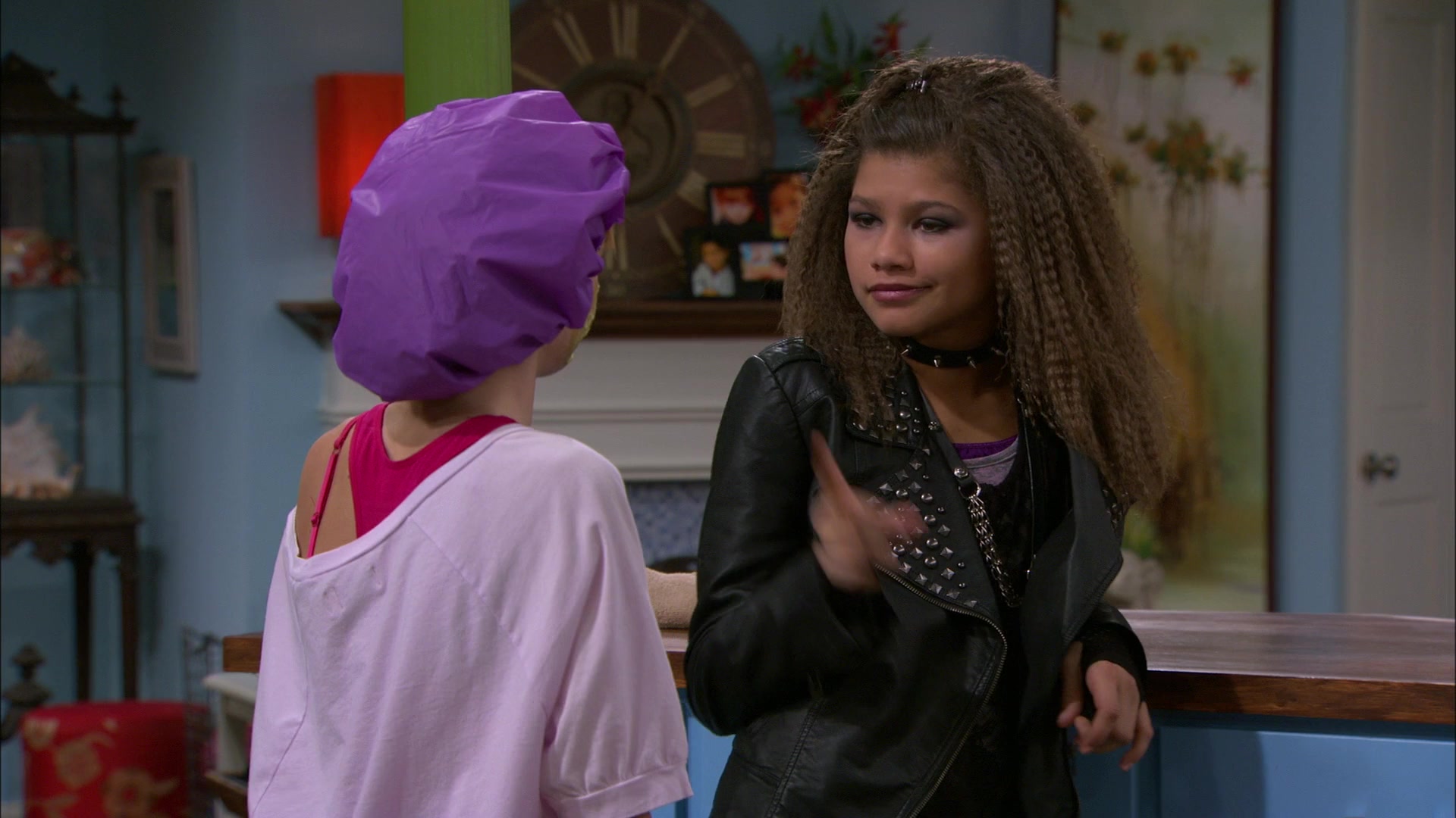 Shake_It_Up_S01E09_1080p_BTD_001913.jpg Shake_It_Up_S01E09_1080p_BTD_001913.jpg